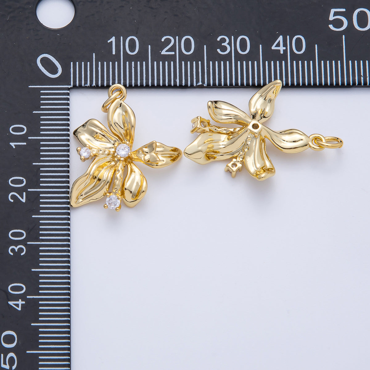 18K Gold Filled 24mm Clear CZ Molten Flower Charm | AK151