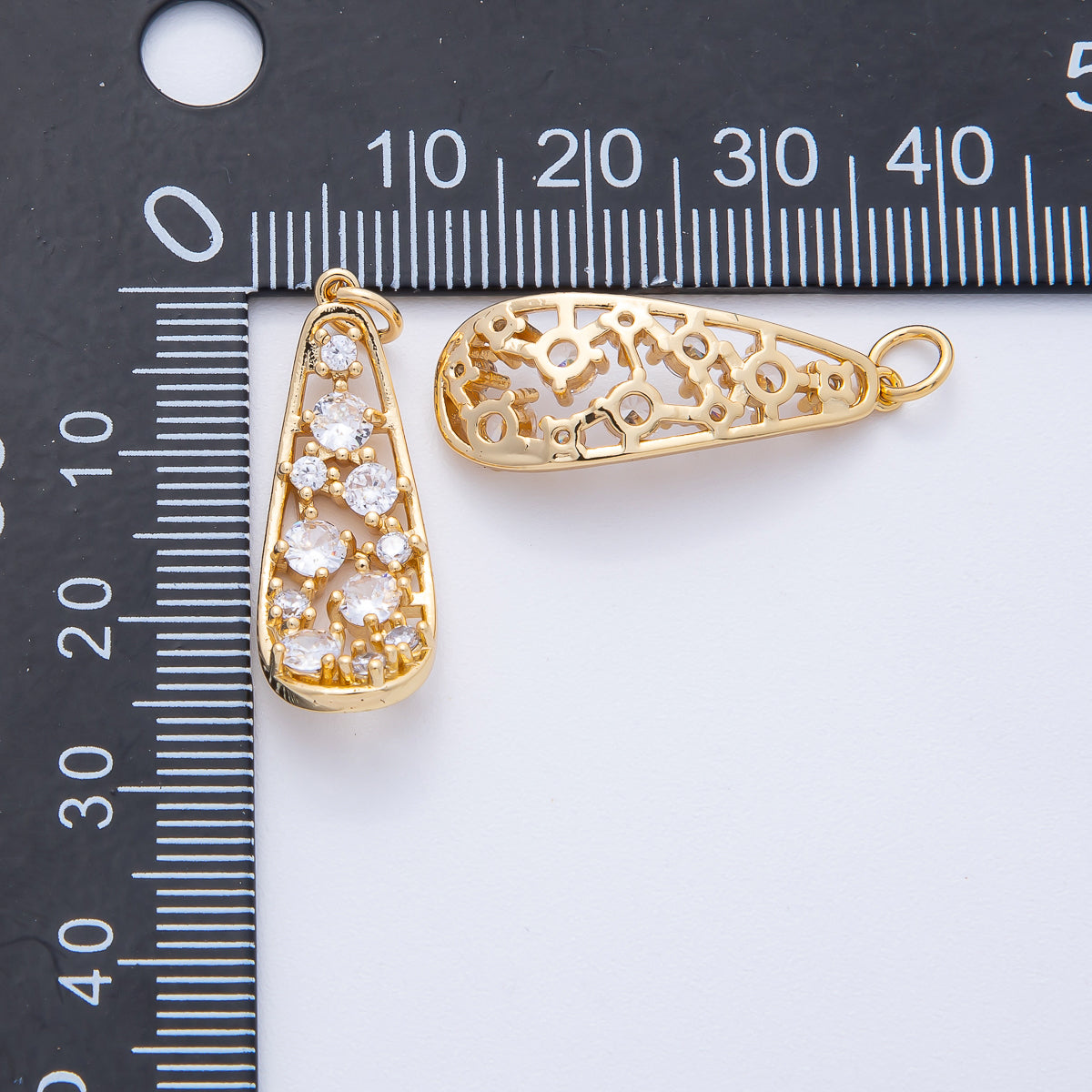 18K Gold Filled 26.5mm Clear CZ Cluster Geometric Charm | AK194