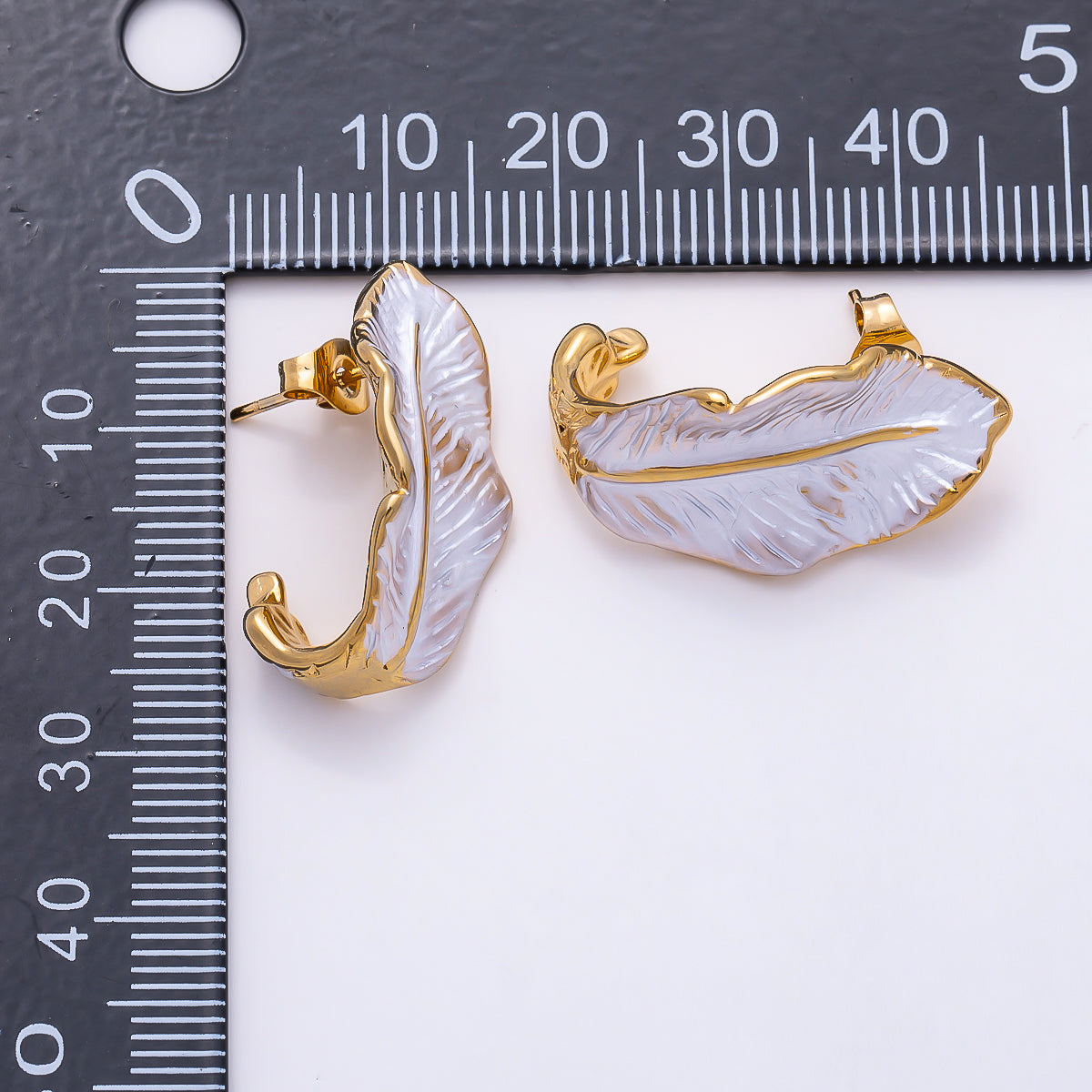 Stainless Steel 25mm White Feather Leaf Enamel J-Shaped Hoop | Earrings-00712