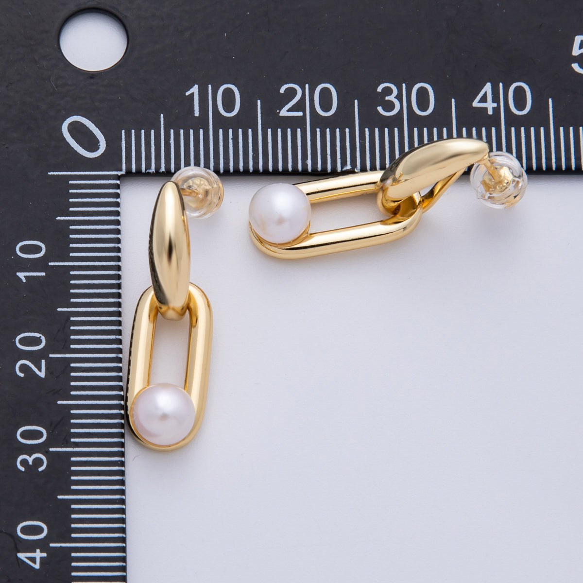 14K Gold Filled 28.8mm Shell Pearl Paperclip Drop Stud Earrings | Earrings-00059