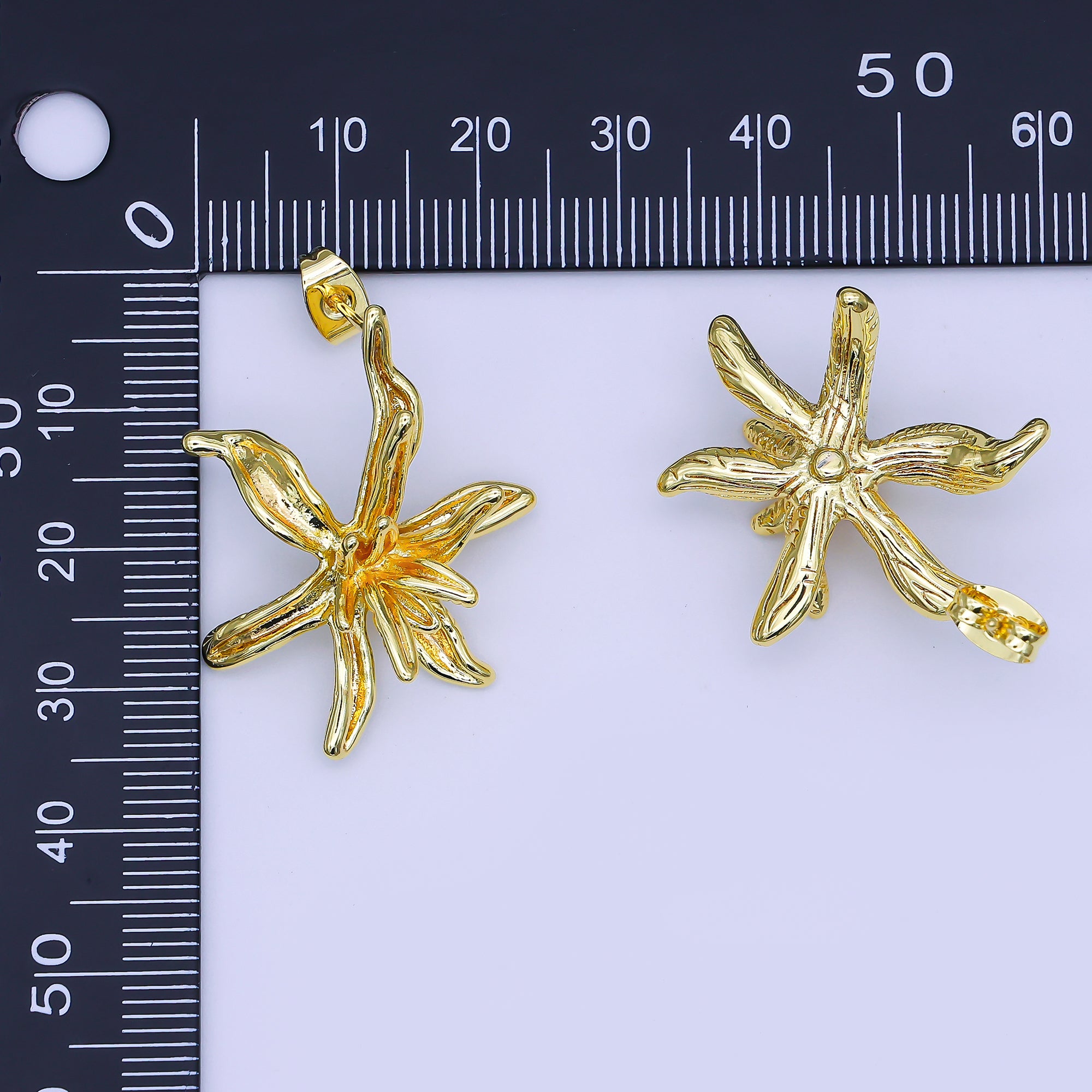 24K Gold Filled 32mm Molten Wild Lily Flower Drop Stud Earrings | AI513