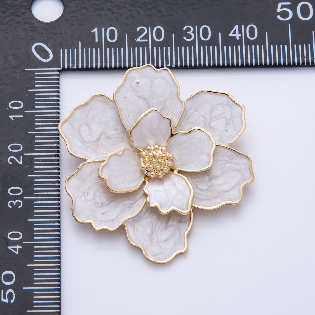 Gold 42mm x 34.5mm White Glitter Enamel Flower Pin Brooch | BH-071