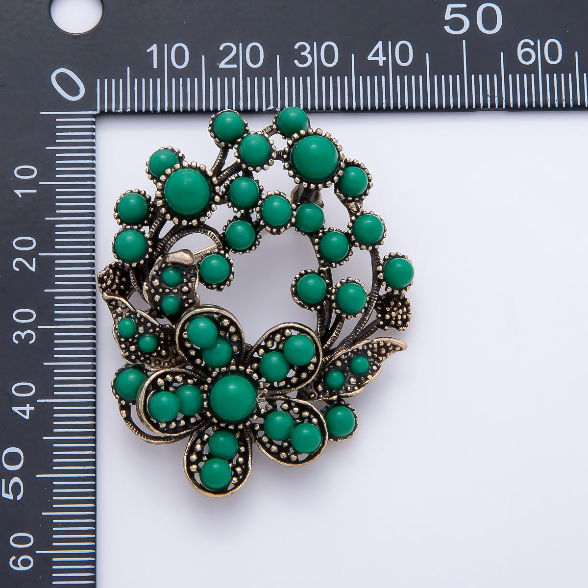 Vintage Gold 48mm Green Aventurine Round Dotted Flower Pin Brooch | BH-00176
