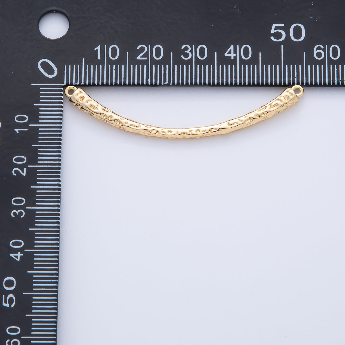 18K Gold Filled 54mm Geometric Hammered Curved Connector | Y168