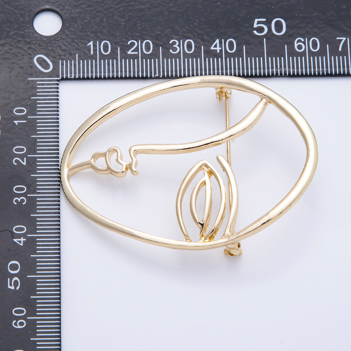 Gold 60.5mm x 43.5mm Minimalist Face Pin Brooch | BH-066