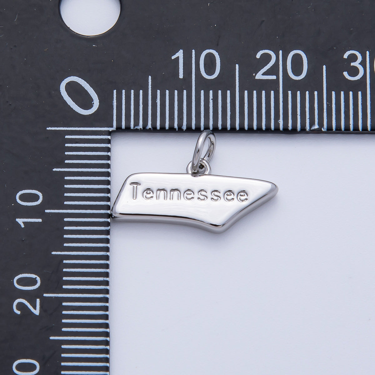 18K Gold Filled United States of America State Map Charm in Gold & Silver | AK064 - AK113