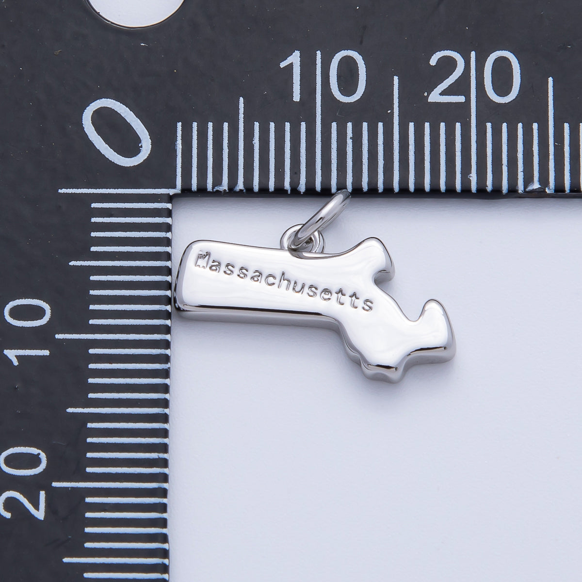 18K Gold Filled United States of America State Map Charm in Gold & Silver | AK064 - AK113