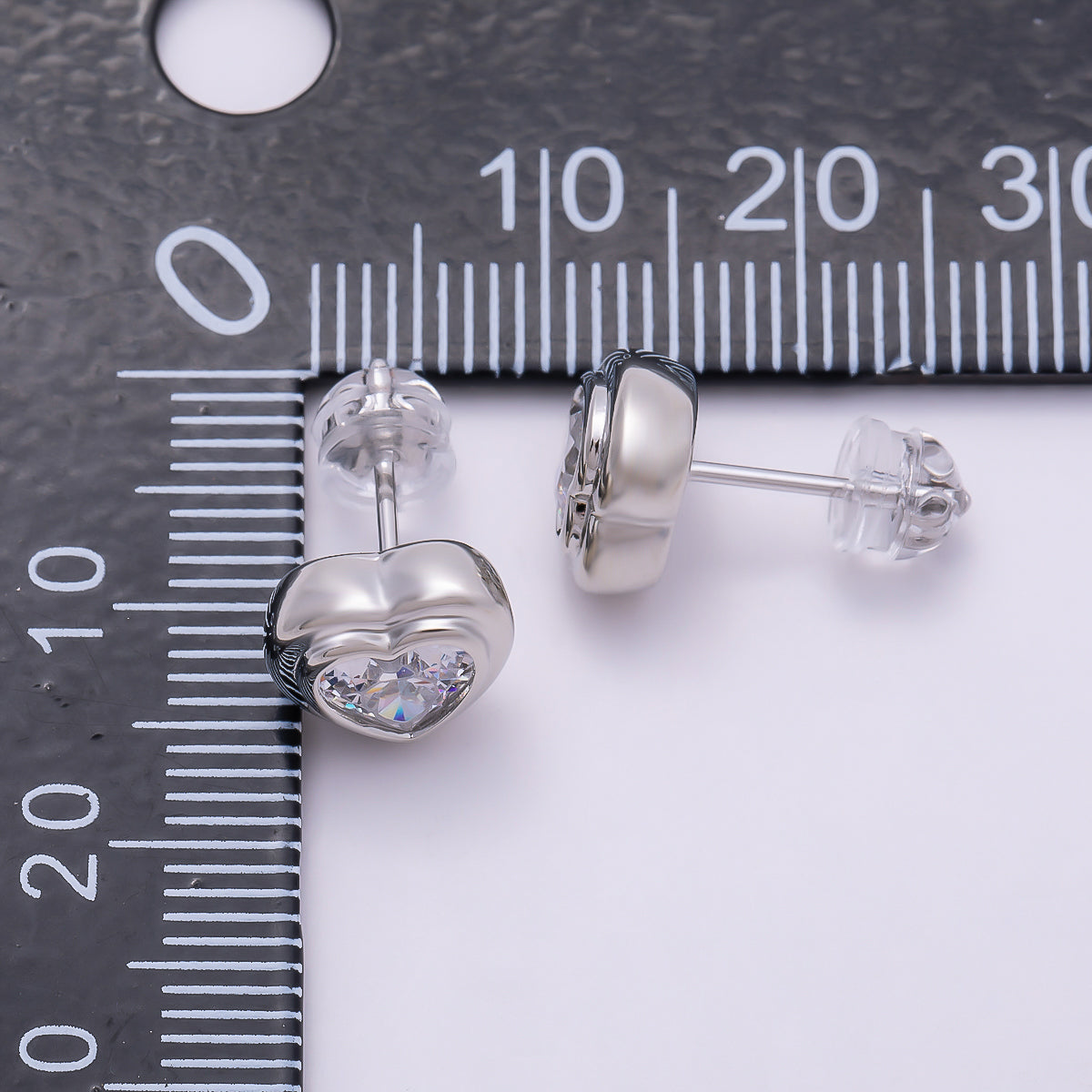 16K Gold Filled 9mm Clear CZ Love Heart Bezel Stud Earrings in Gold & Silver | Earrings-00417 Earrings-00418