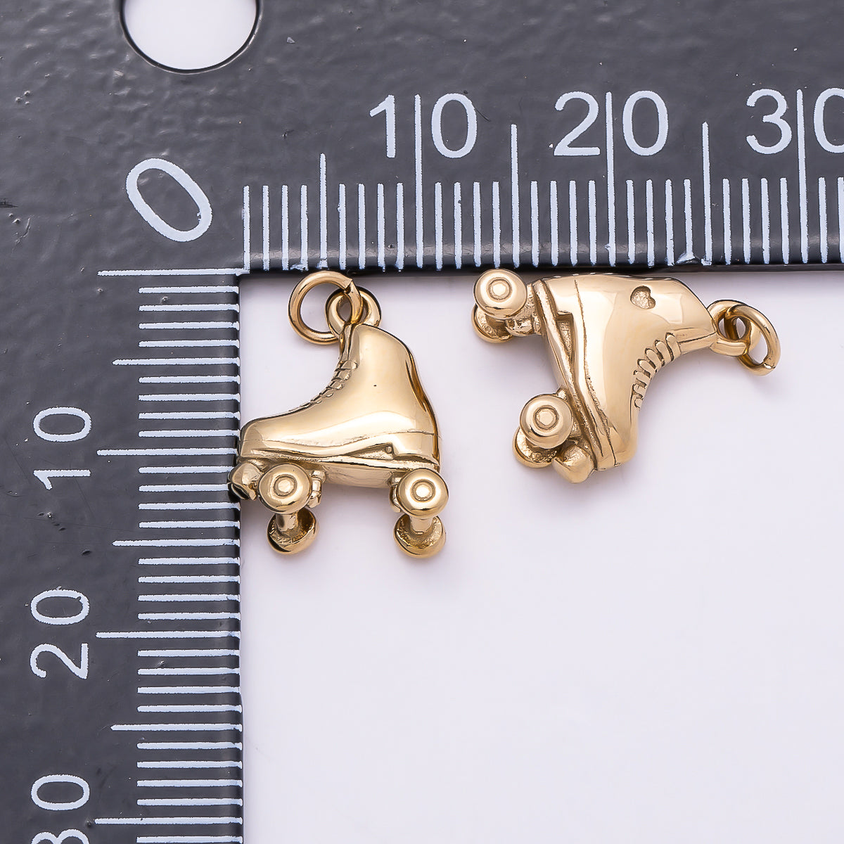 PVD Gold Stainless Steel 14mm Roller Skate Shoes 3D Multidimensional Charm | Charms-01017