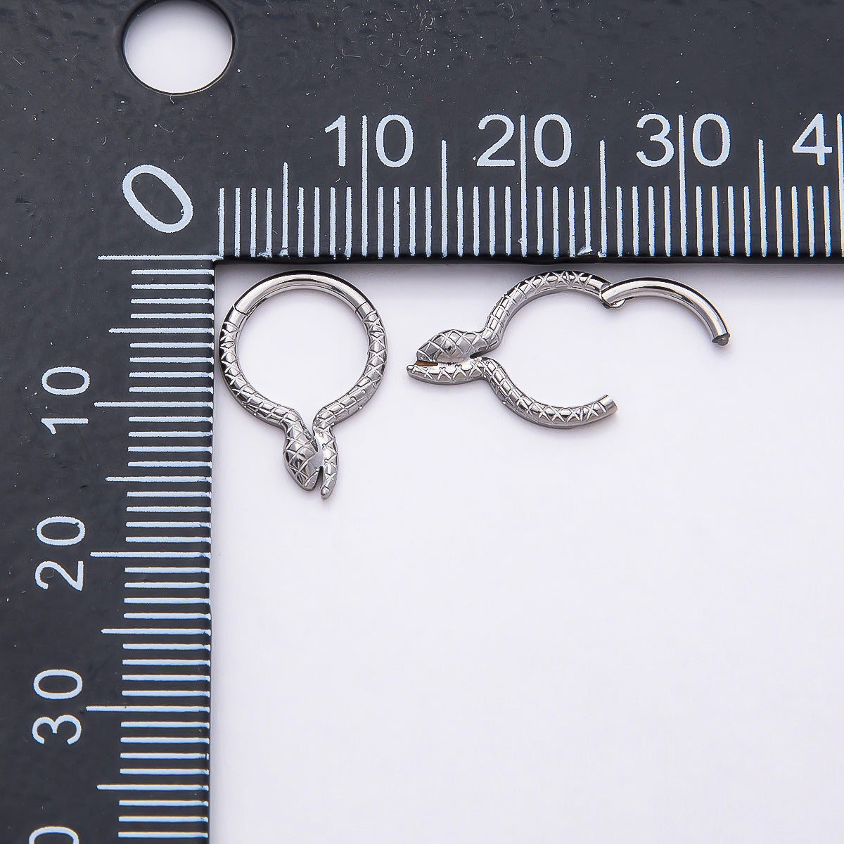 Stainless Steel 10.5mm Textured Snake Pull Gate Round Finding in Gold & Silver | Findings-00229 Findings-00228