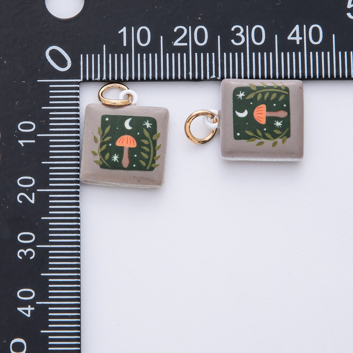 18K Gold Filled 18mm Mushroom Green Enamel Charm | AF1618