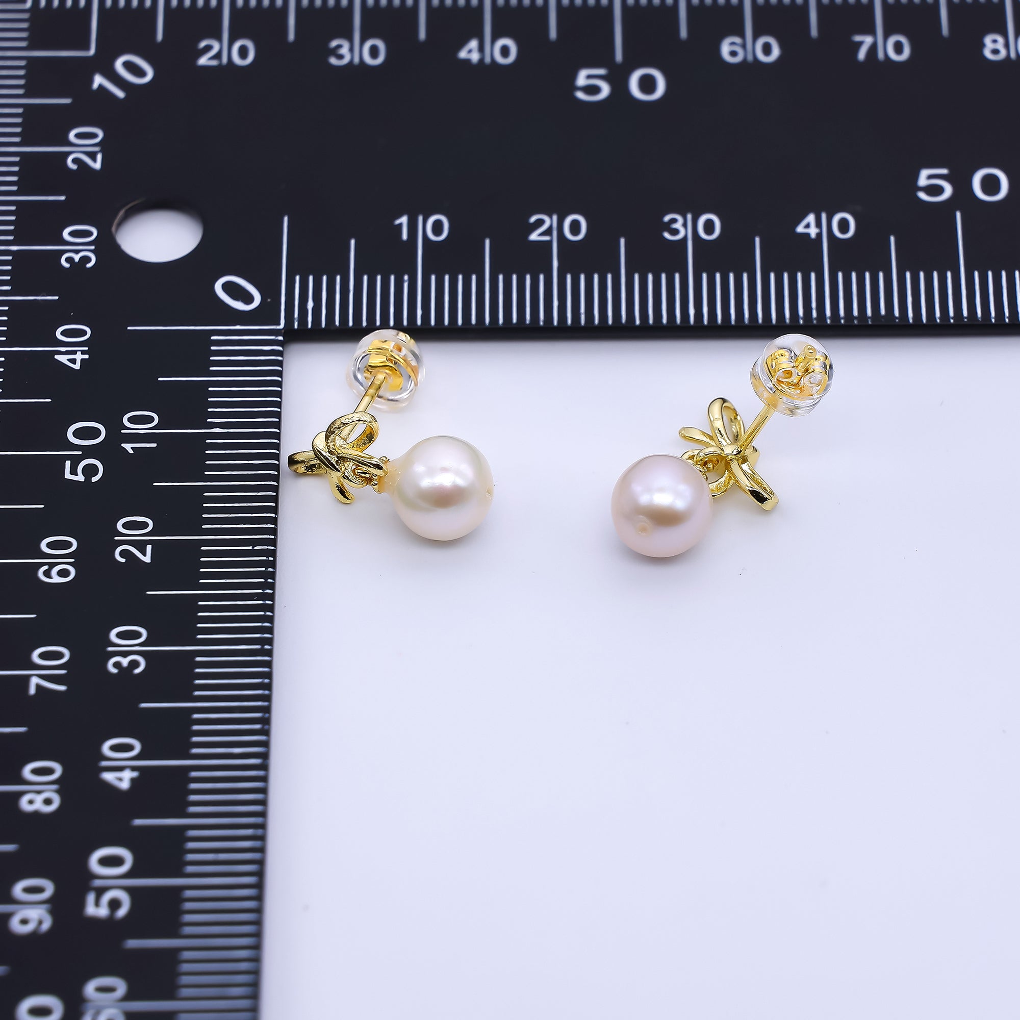 24K Gold Filled 10mm Freshwater Pearl Round Knot Bow Ribbon Drop Stud Earrings | Q417