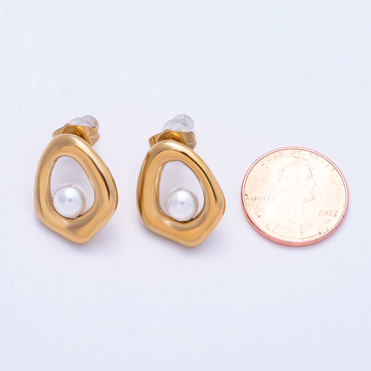 Stainless Steel 19mm Shell Pearl Open Molten Geometric Chevron Stud | Earrings-00737