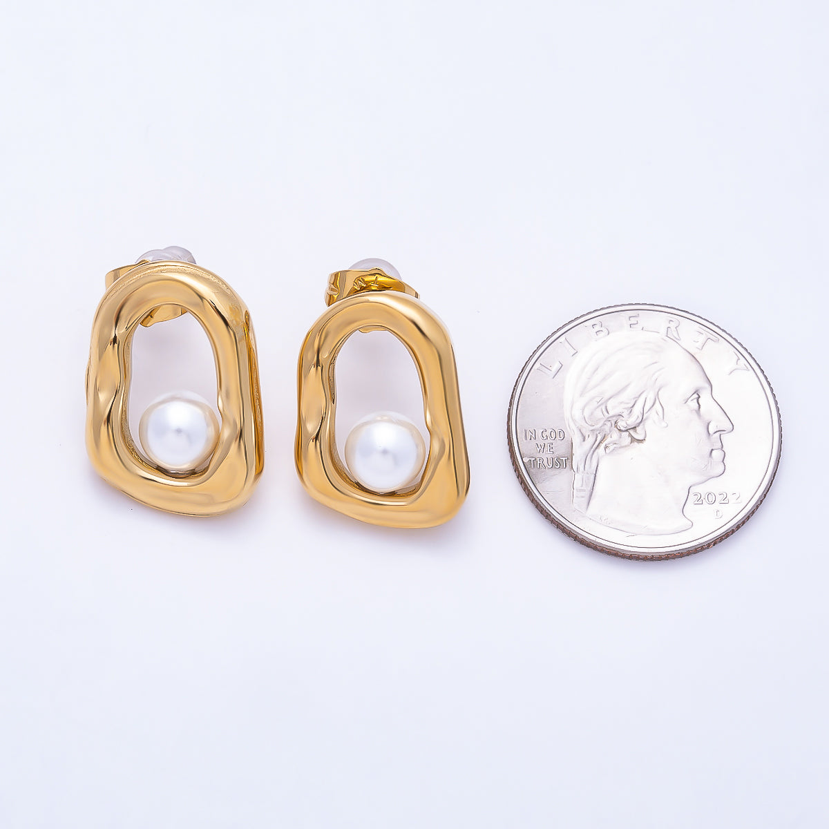 Stainless Steel 22mm Shell Pearl Open Molten Geometric Oblong Stud | Earrings-00738