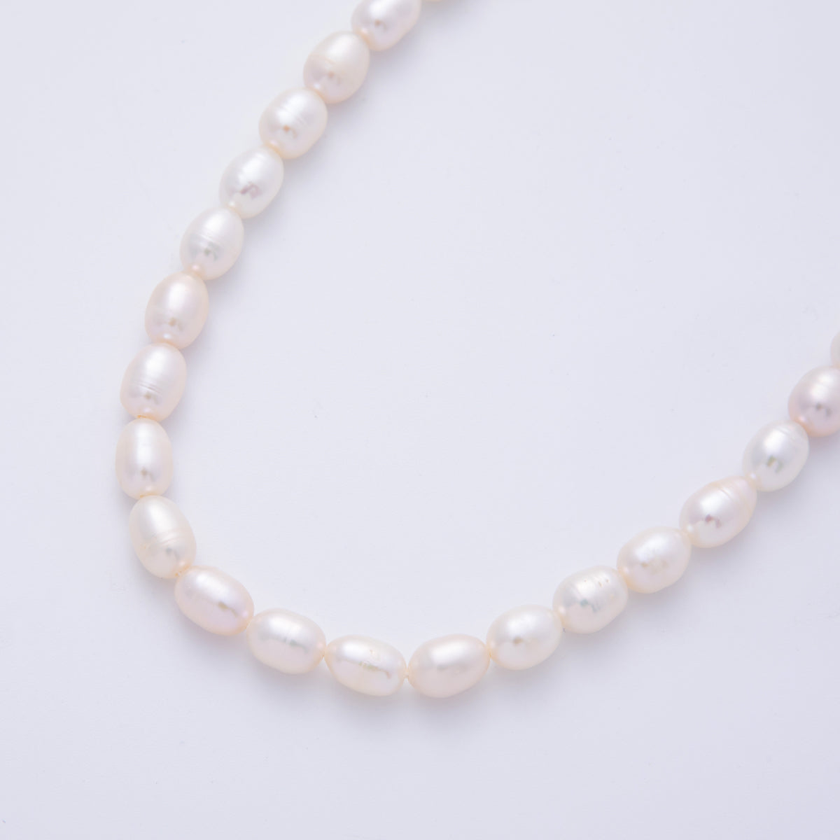 6.4mm White Freshwater Pearl Button Strand Finding | WA-4051
