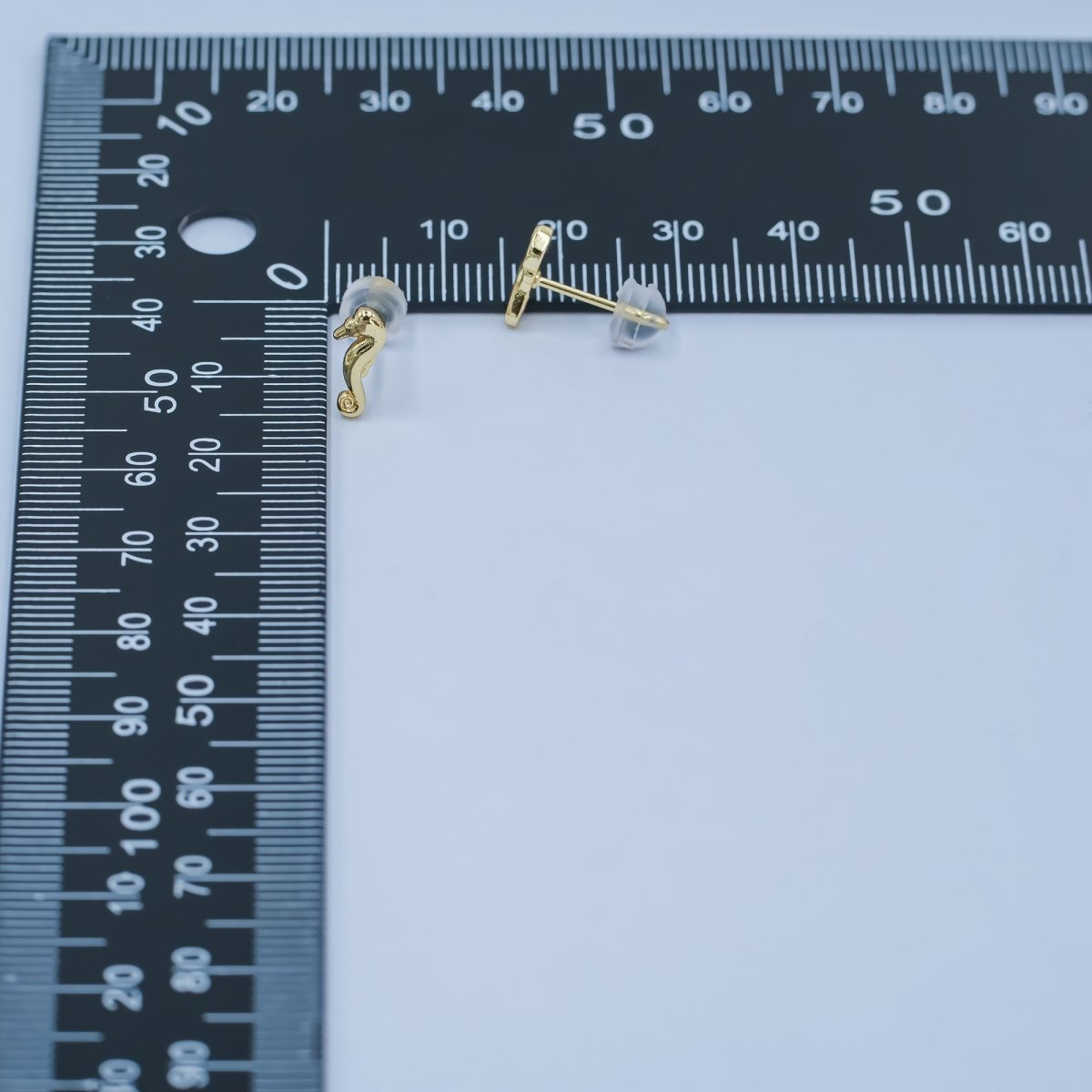 Dainty SeaHorse Stud Earring, Gold Sea Horse Earring, Dainty Fish Earrings Animal Studs Minimalist Stud Earrings Under The Sea ocean Inspire Q - 294 - DLUXCA