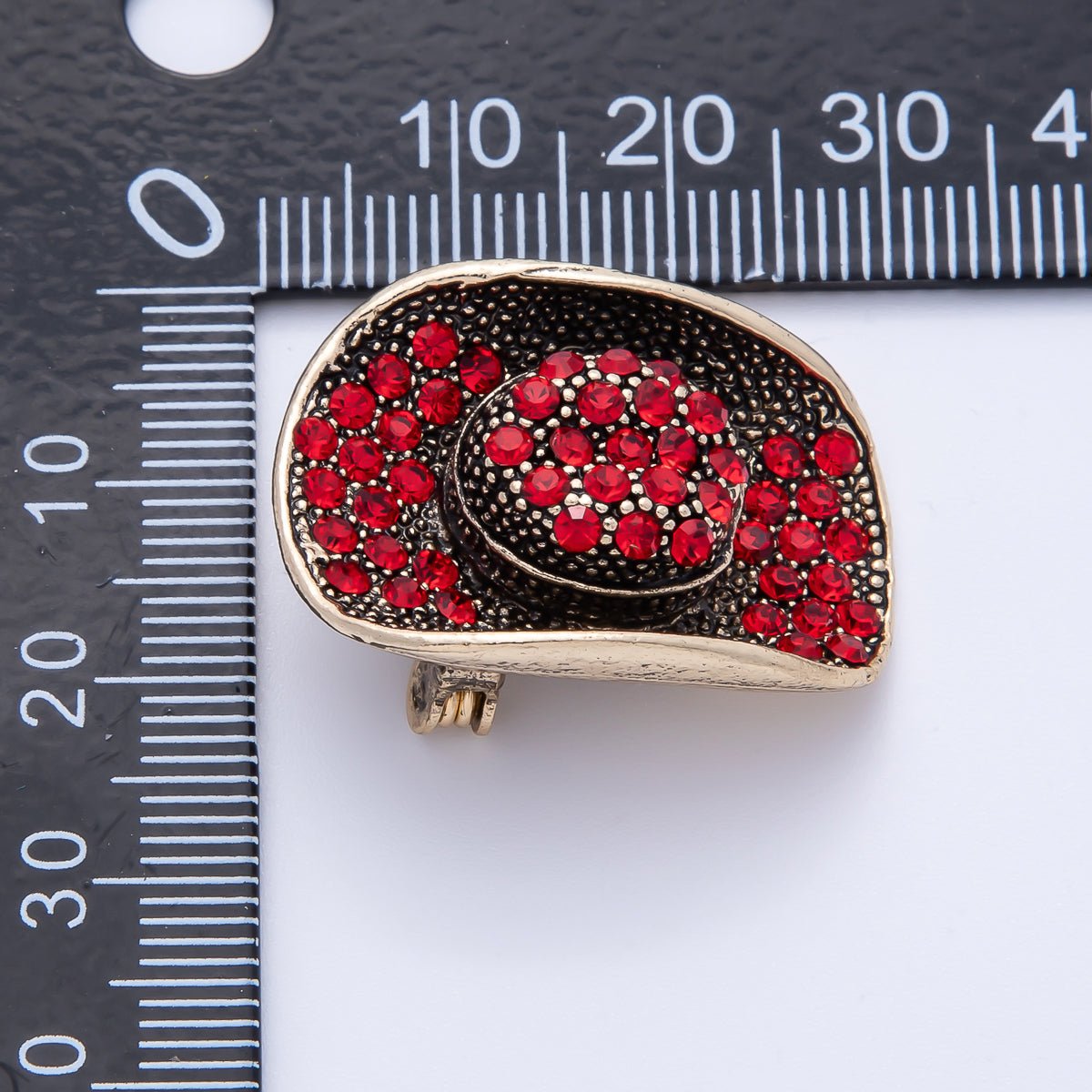 Gold 29.5mm x 21mm Red - Black Cowboy Hat Pin Brooch | BH - 082 - DLUXCA