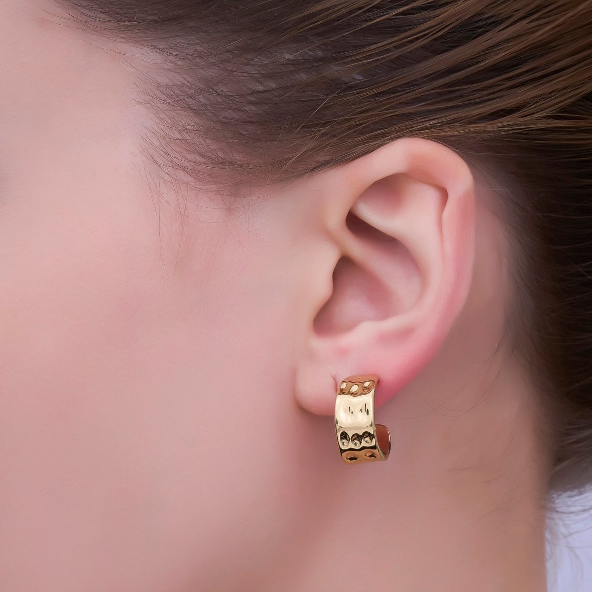 Gold Hammered Hoop Earrings Gold Filled Hammered Earrings, Textured Hoop Earrings, Vintage Style, Gold Minimalist Earrings K - 406 - DLUXCA