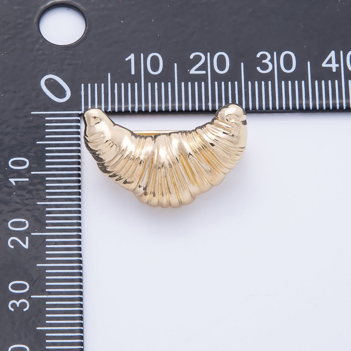 Gold Minimalist Croissant Pastry Pin Brooch | BH - 044 - DLUXCA