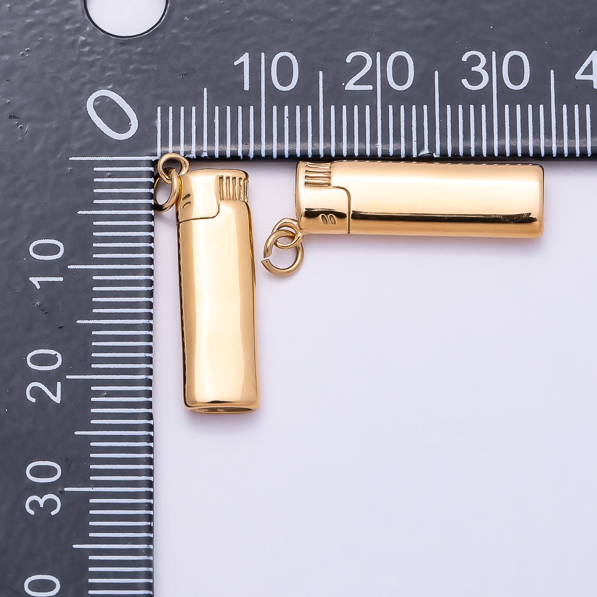 PVD Gold Stainless Steel 23mm Cigarette Lighter 3D Multidimensional Charm | Charms-01016 - DLUXCA