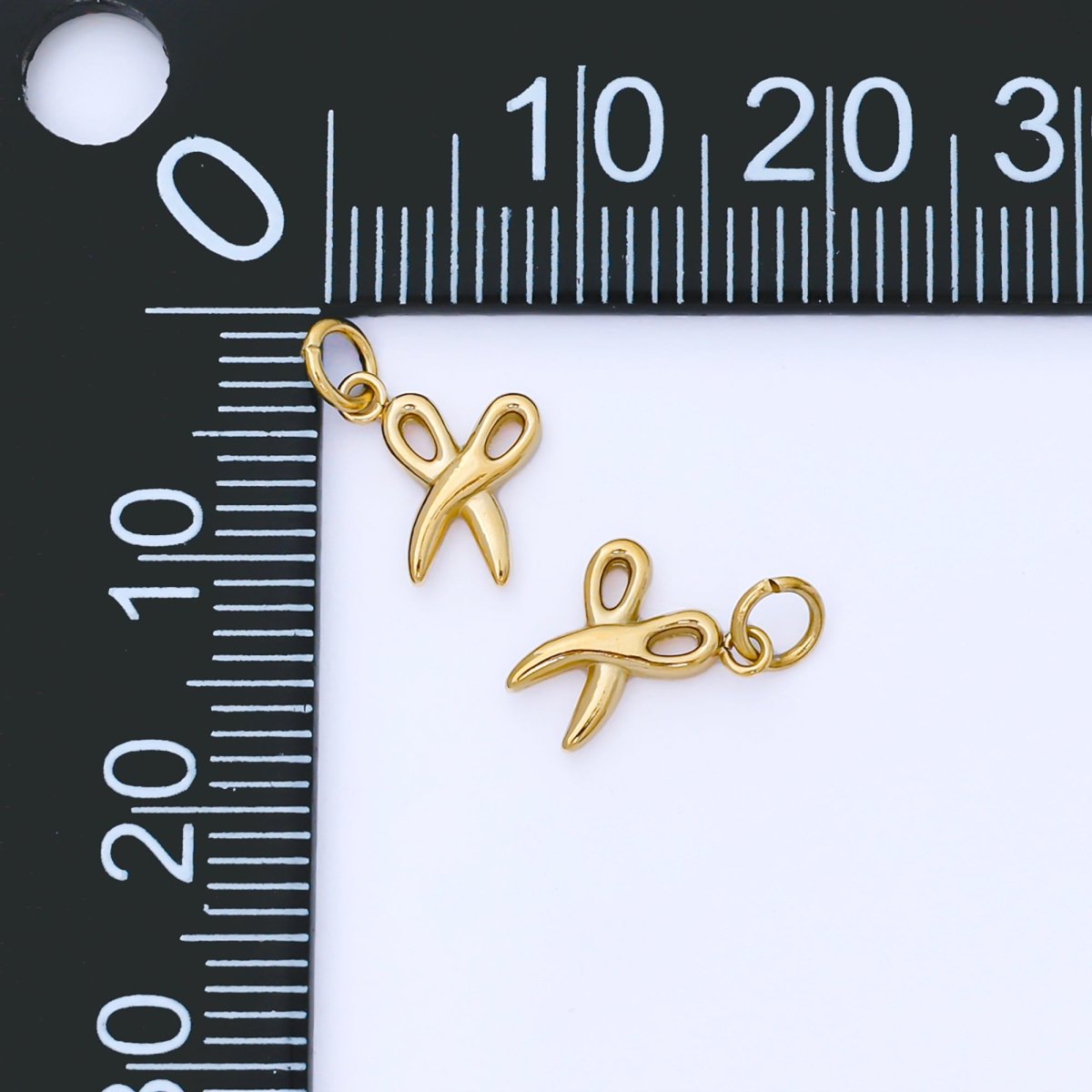 PVD Gold Stainless Steel 8.5mm Tiny Scissor Charm Tools Pendant | J542 - DLUXCA