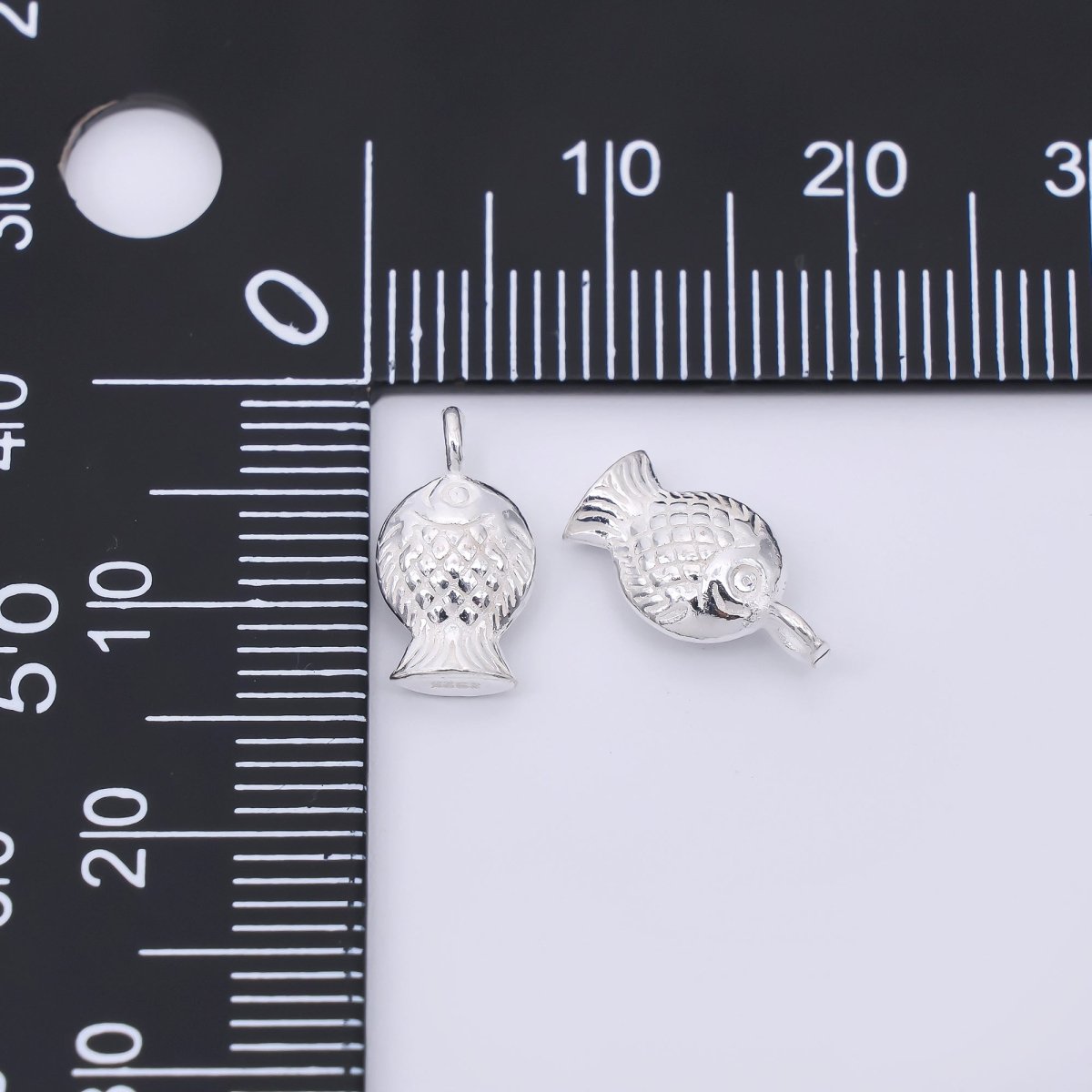 S925 Sterling Silver 12mm Mini Textured Fish Drop Pendant | SL - 687 - DLUXCA