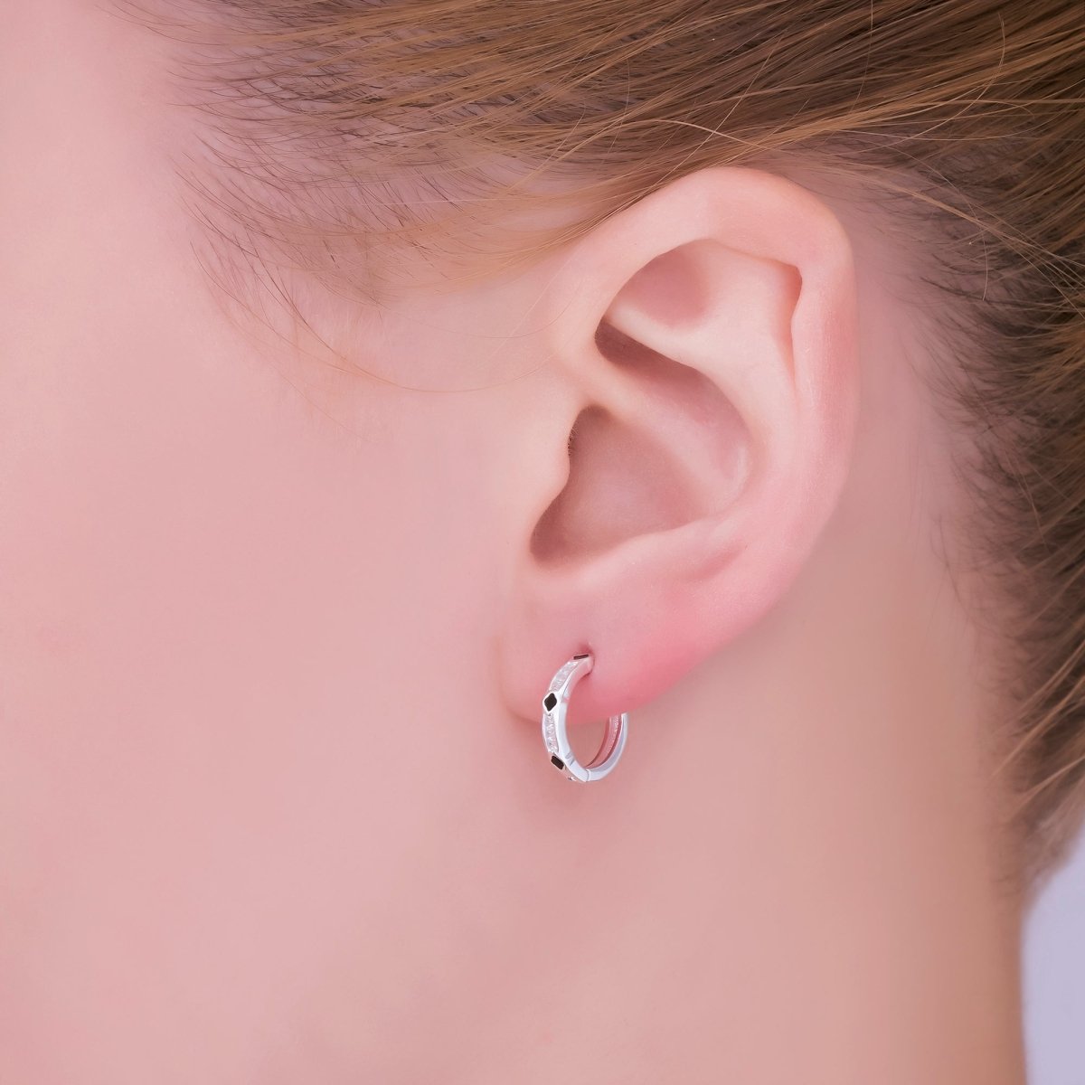 S925 Sterling Silver Baguette CZ Simple Round in Black & Clear Hinged Hoop Earrings | SL - 665 - DLUXCA