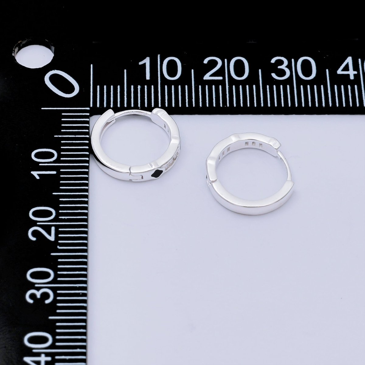 S925 Sterling Silver Baguette CZ Simple Round in Black & Clear Hinged Hoop Earrings | SL - 665 - DLUXCA