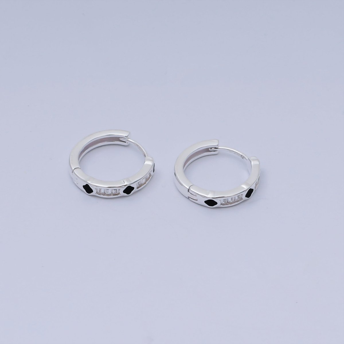 S925 Sterling Silver Baguette CZ Simple Round in Black & Clear Hinged Hoop Earrings | SL - 665 - DLUXCA