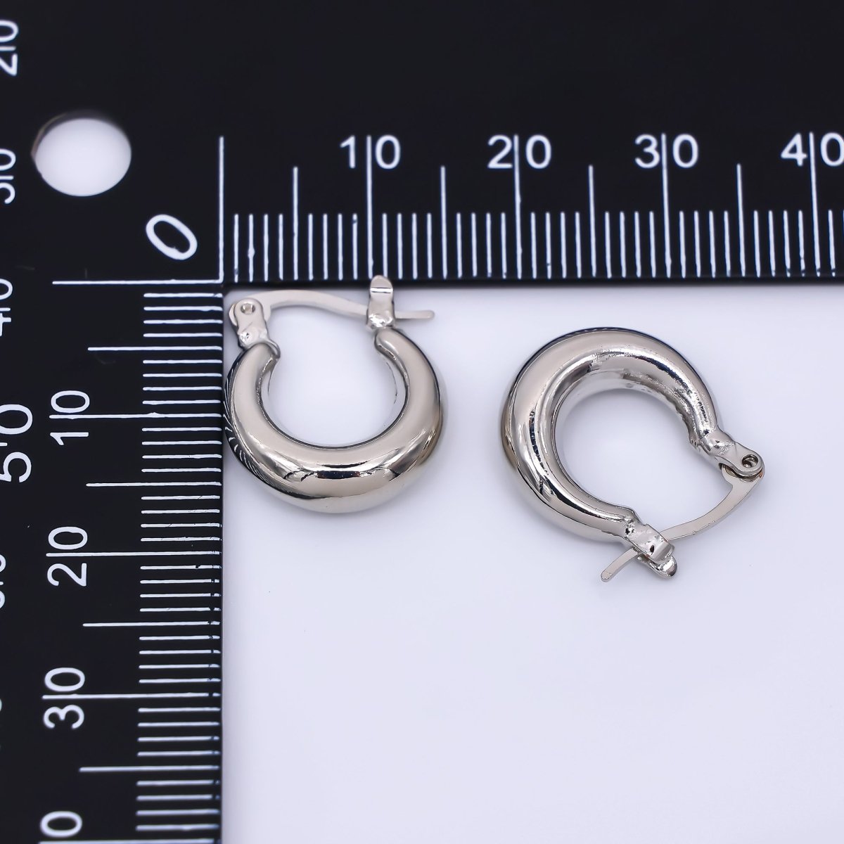 Silver 17mm Thick Basket Hinged Hoops Earrings | T - 205 - DLUXCA
