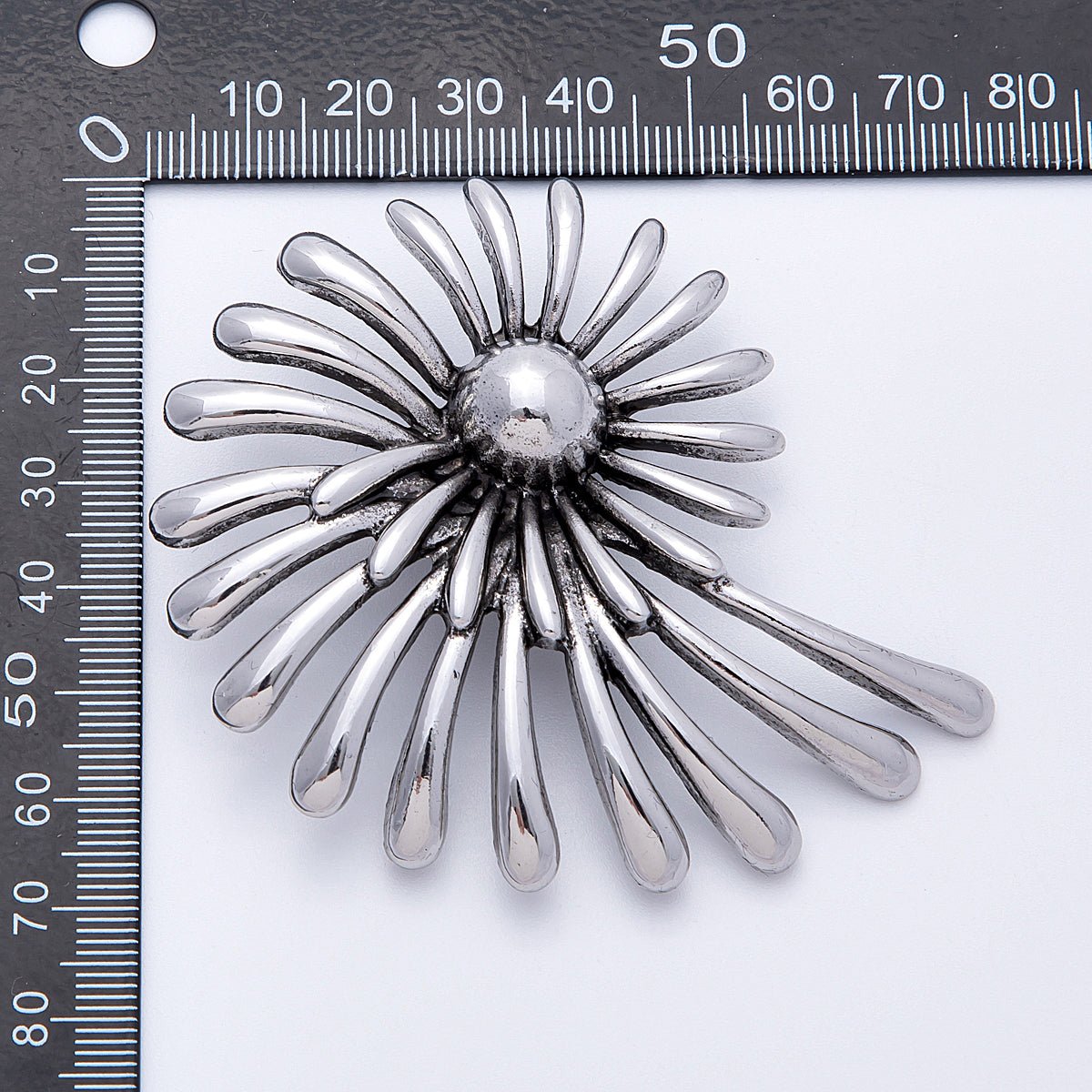 Silver 77.5mm x 64.3mm Geometric Circular Flower Pin Brooch | BH - 096 - DLUXCA