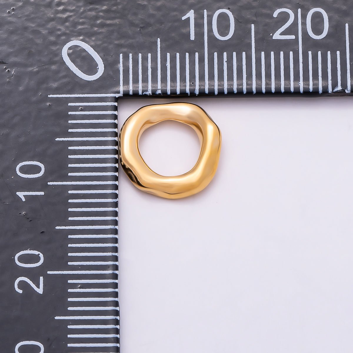 Stainless Steel 11mm Molten Round Link Pendant Findings | Findings-00177 - DLUXCA