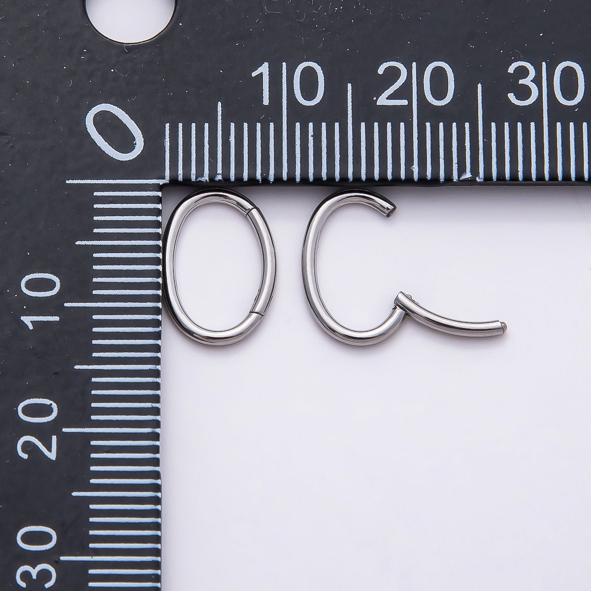 Stainless Steel 13mm Minimalist Oval Pull Gate Findings in Gold & Silver | Findings-00178 Findings-00179 - DLUXCA