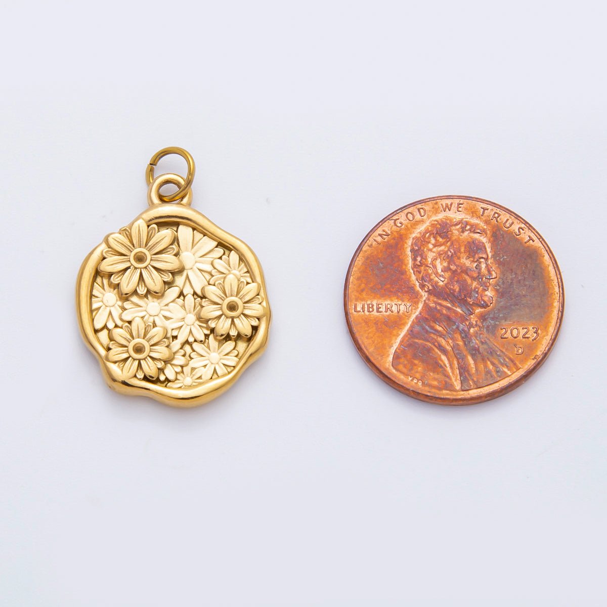 Stainless Steel 24mm Blooming Flower Round Framed Garden Charm | AH - 950 - DLUXCA