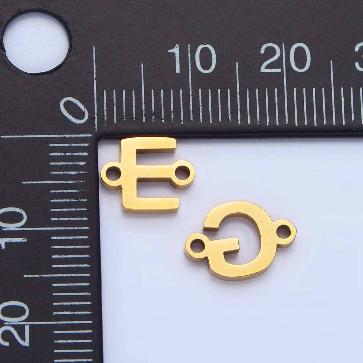 Stainless Steel 8mm A - Z Alphabet Letter Initial Minimalist Connector | A1604 - A1616 - DLUXCA