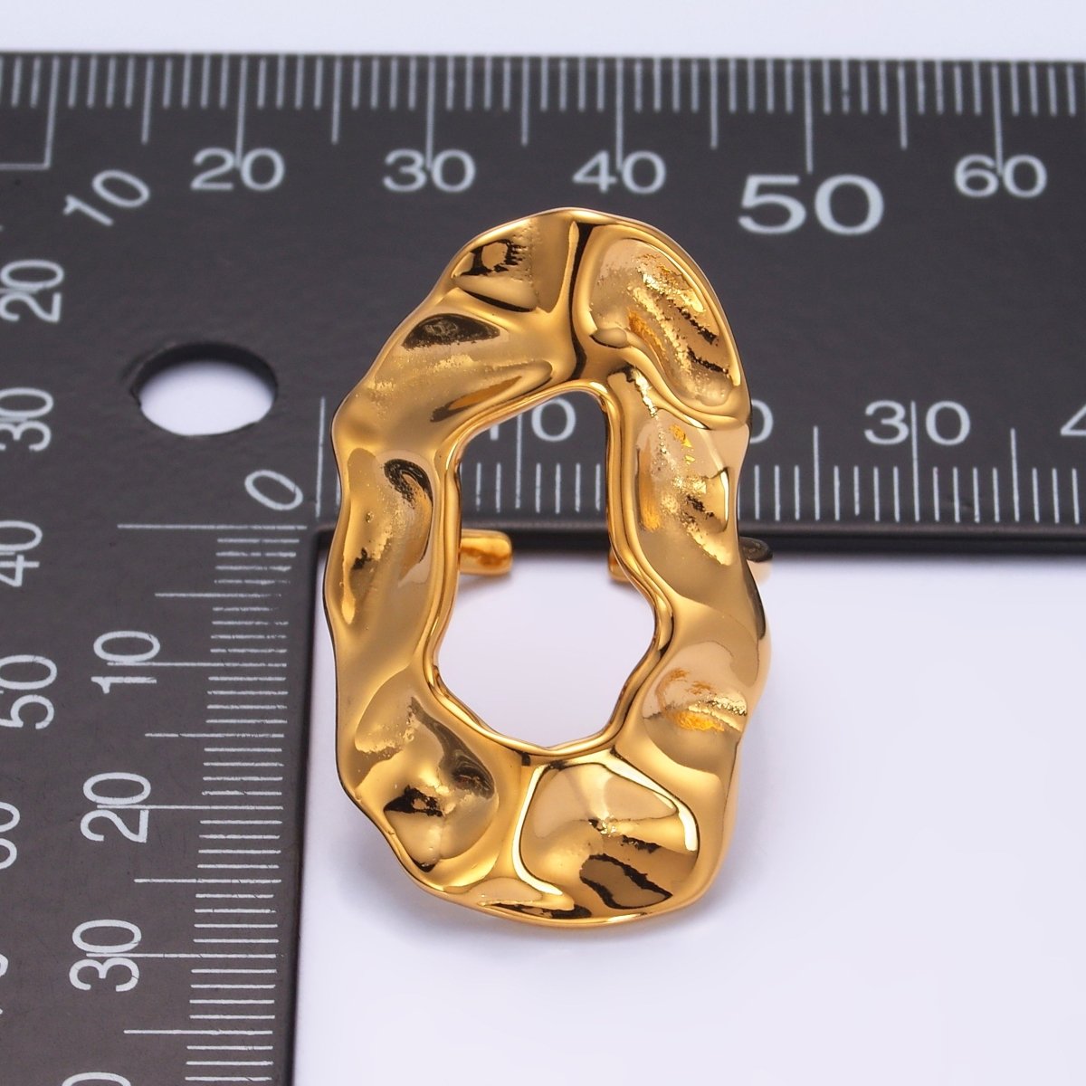 Stainless Steel Hammered Band Oval Oblong Band Ring | O574 - DLUXCA