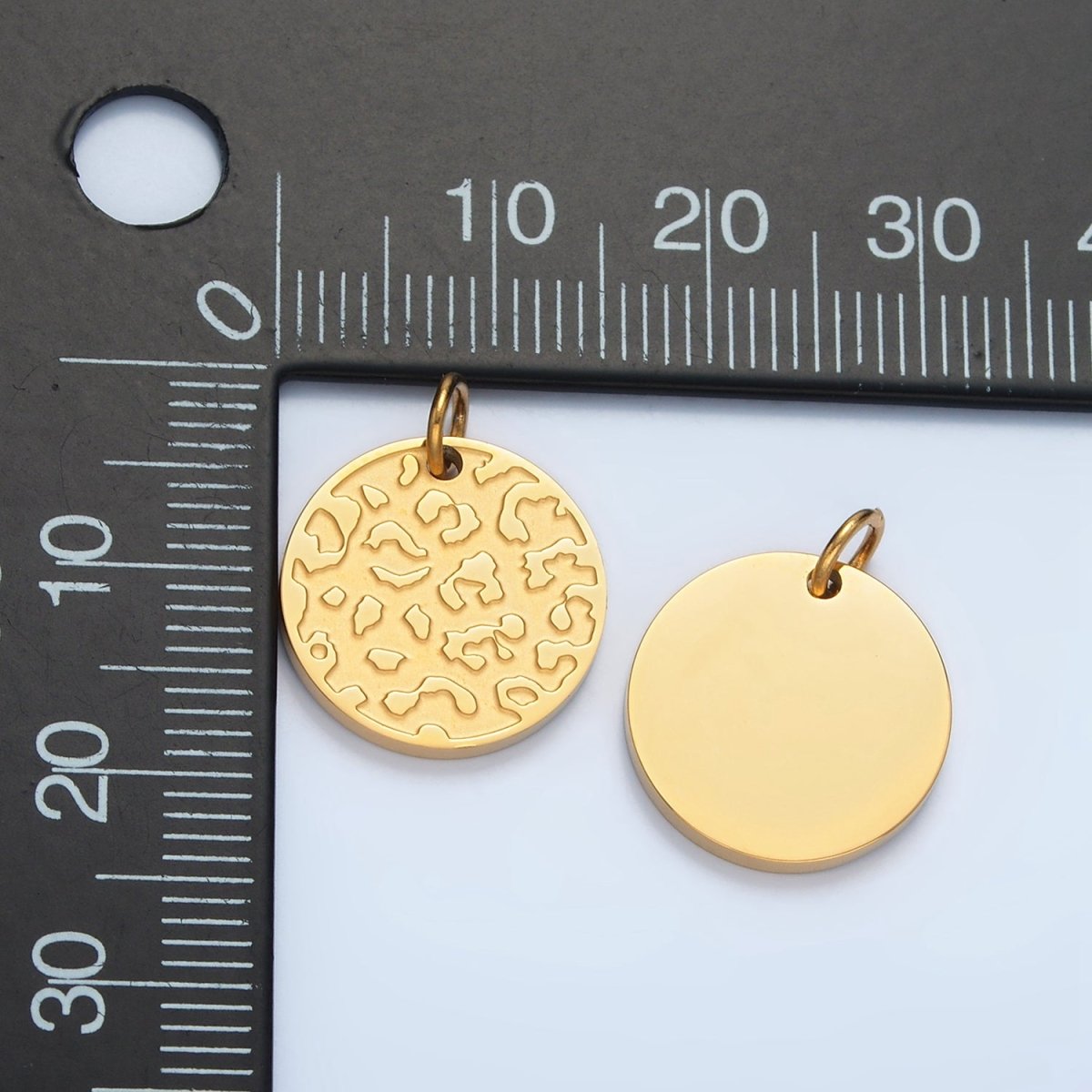 Stainless Steel Leopard Print Charm Minimalist Coin Cheetah Pendant | P638 - DLUXCA
