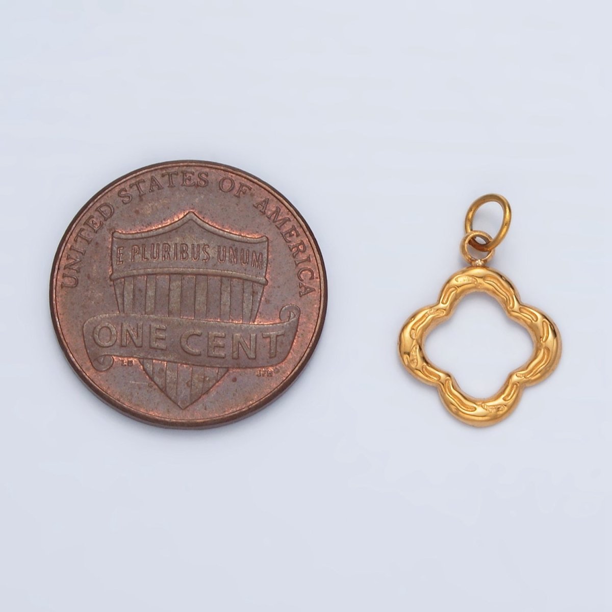 Stainless Steel Lined Open Flower Quatrefoil Charm | P1022 - DLUXCA