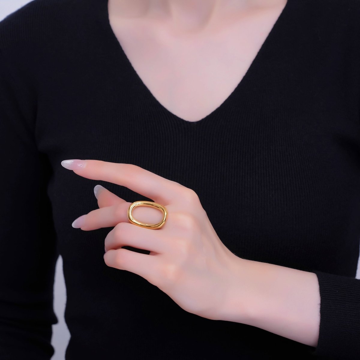 Stainless Steel Oval Oblong Minimalist Band Ring | O588 - DLUXCA