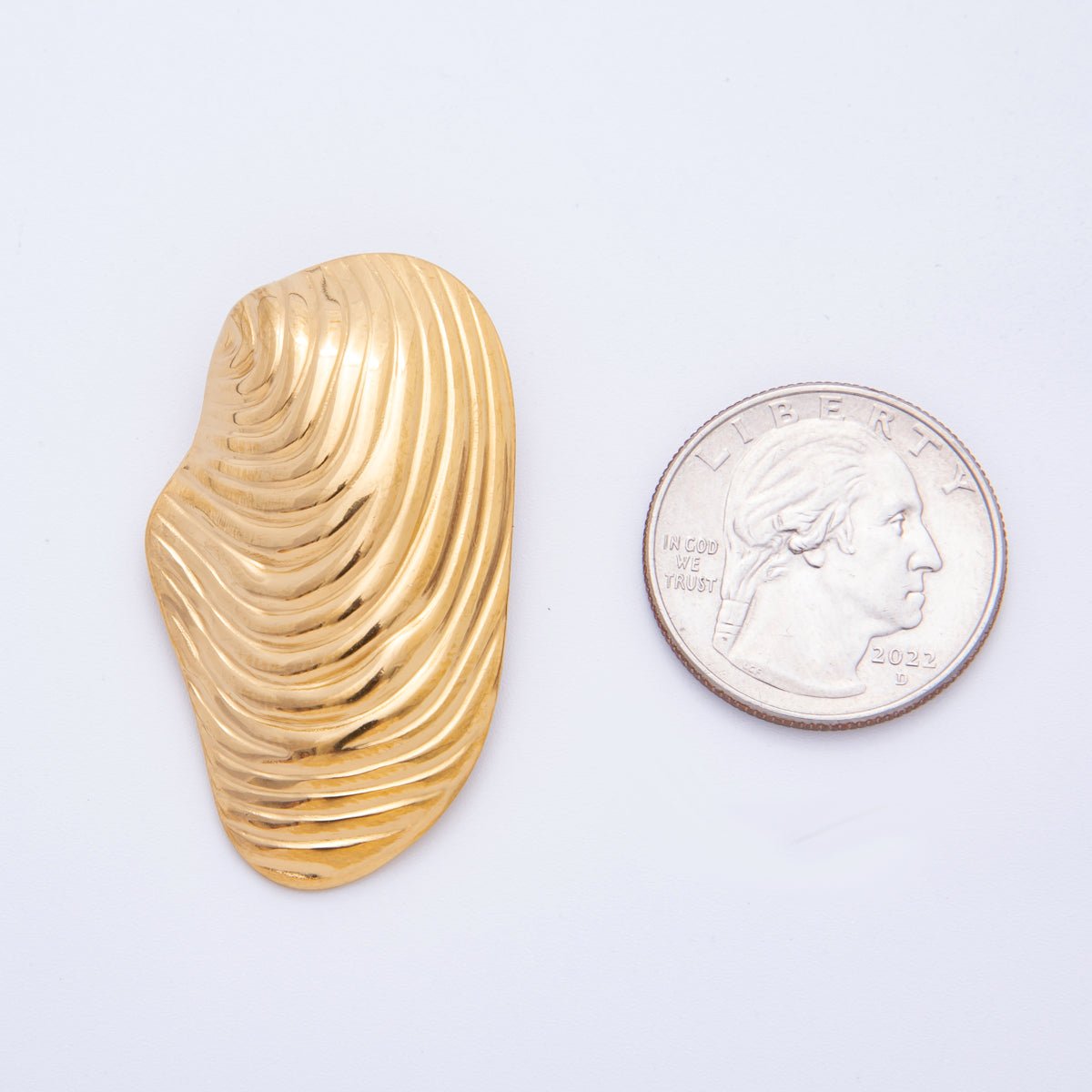 Stainless Steel Ribbed Minimalist Conch Sea Shell Charm | J511 - DLUXCA