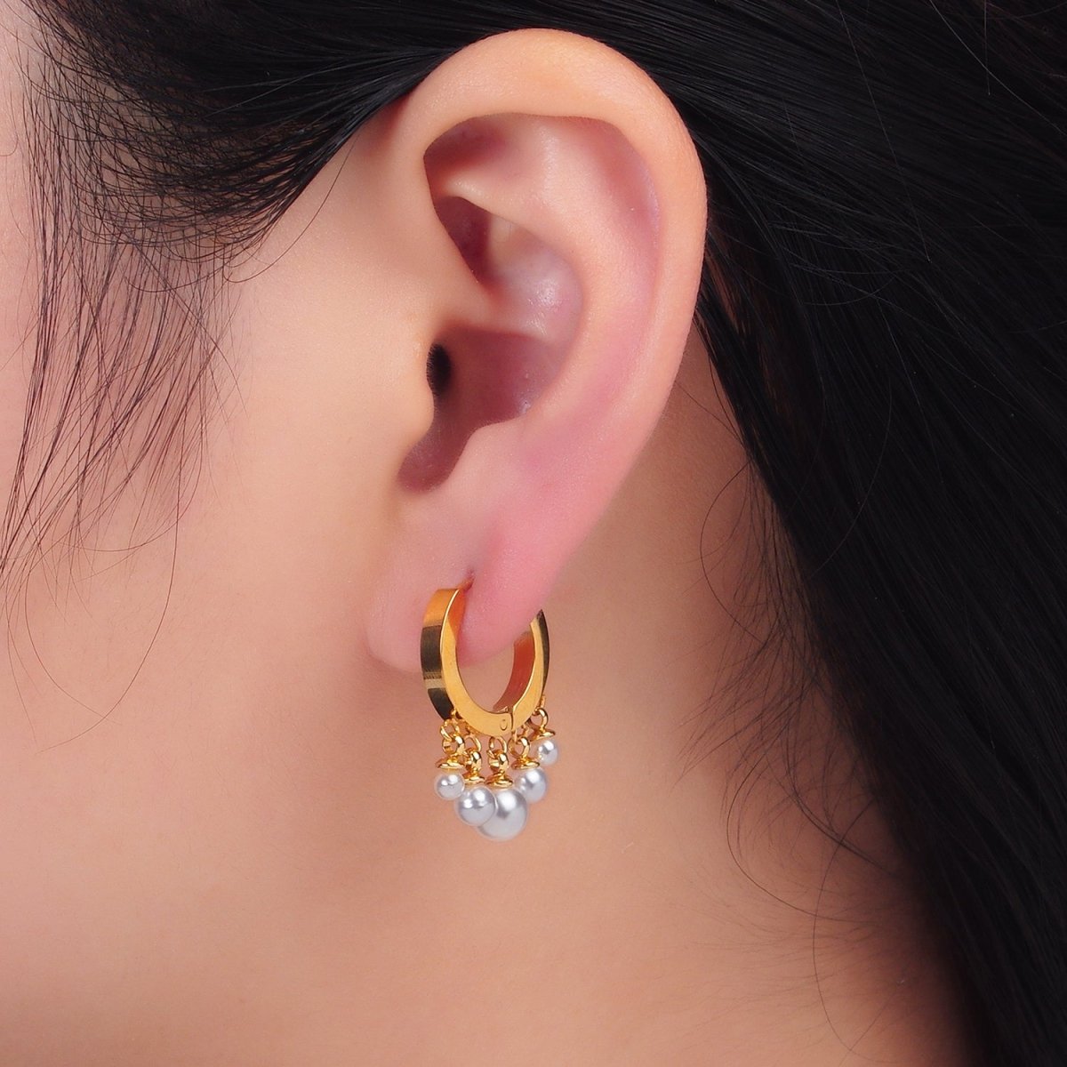 Stainless Steel Shell Pearl Drop Huggie Earrings | T118 - DLUXCA