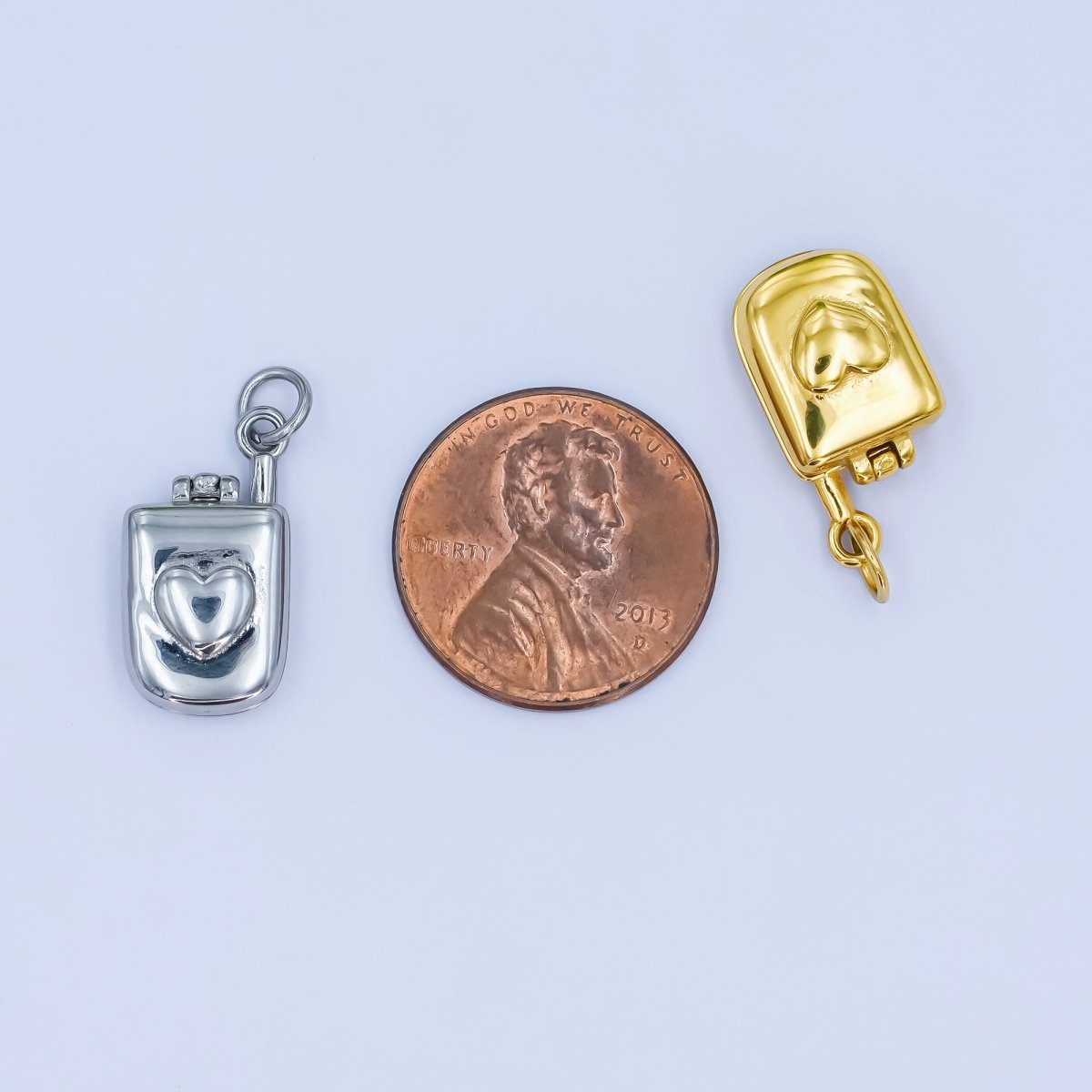 Stainless Steel Vintage Heart Flip Phone Charm in Gold & Silver | P726 - DLUXCA