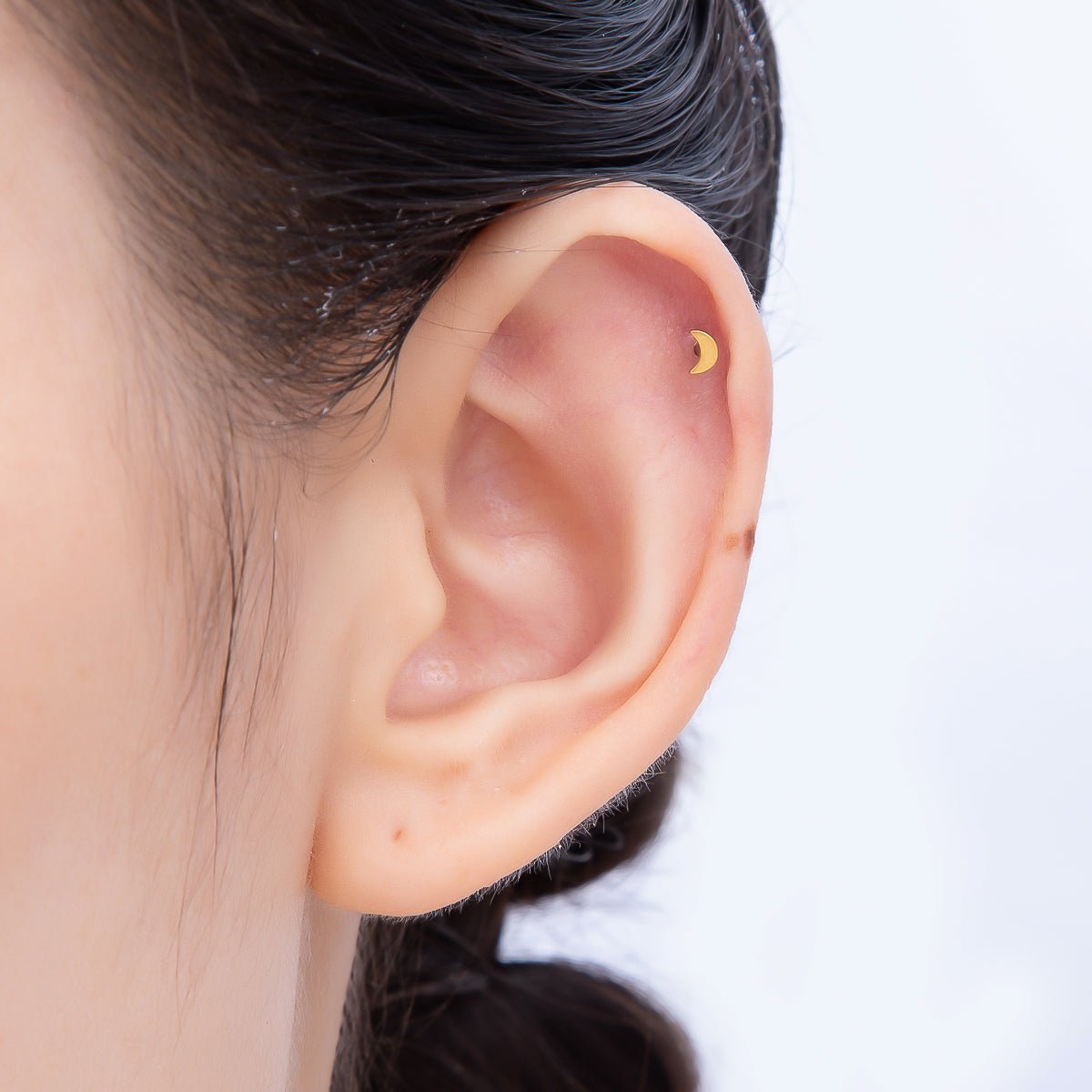 Titanium 2mm Minimalist Crescent Moon Single Cartilage Piercing Flat Back Stud in Gold & Silver | Findings-00230 Findings-00231 - DLUXCA