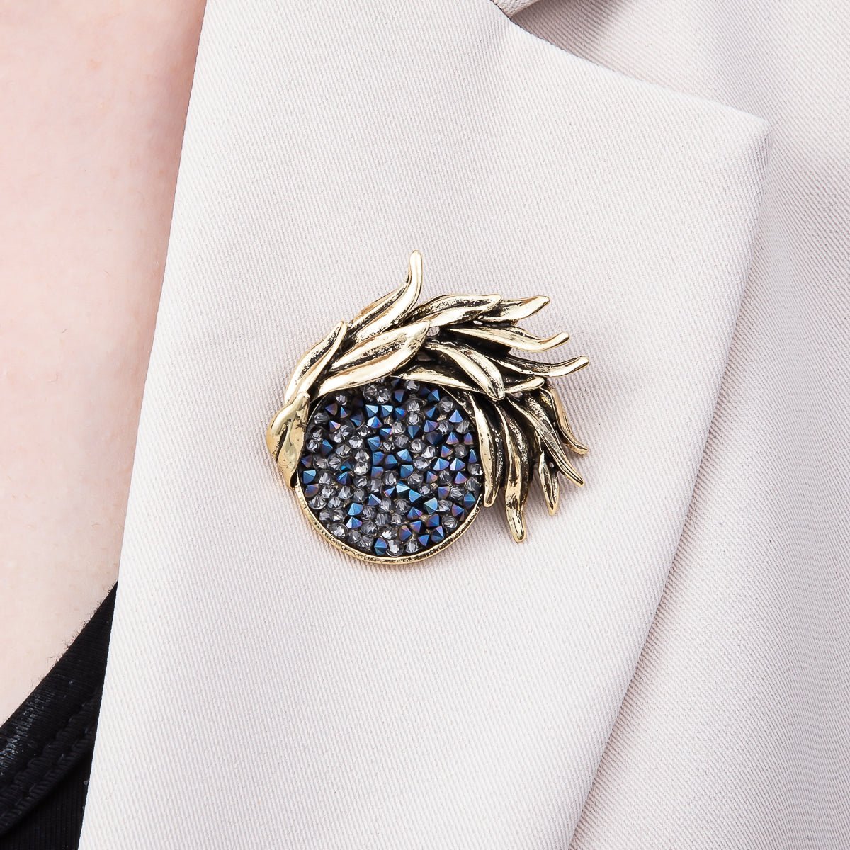Vintage Gold 40mm Multicolor Rhinestone Round Leaf Geometric Pin Brooch | BH-00157 - DLUXCA
