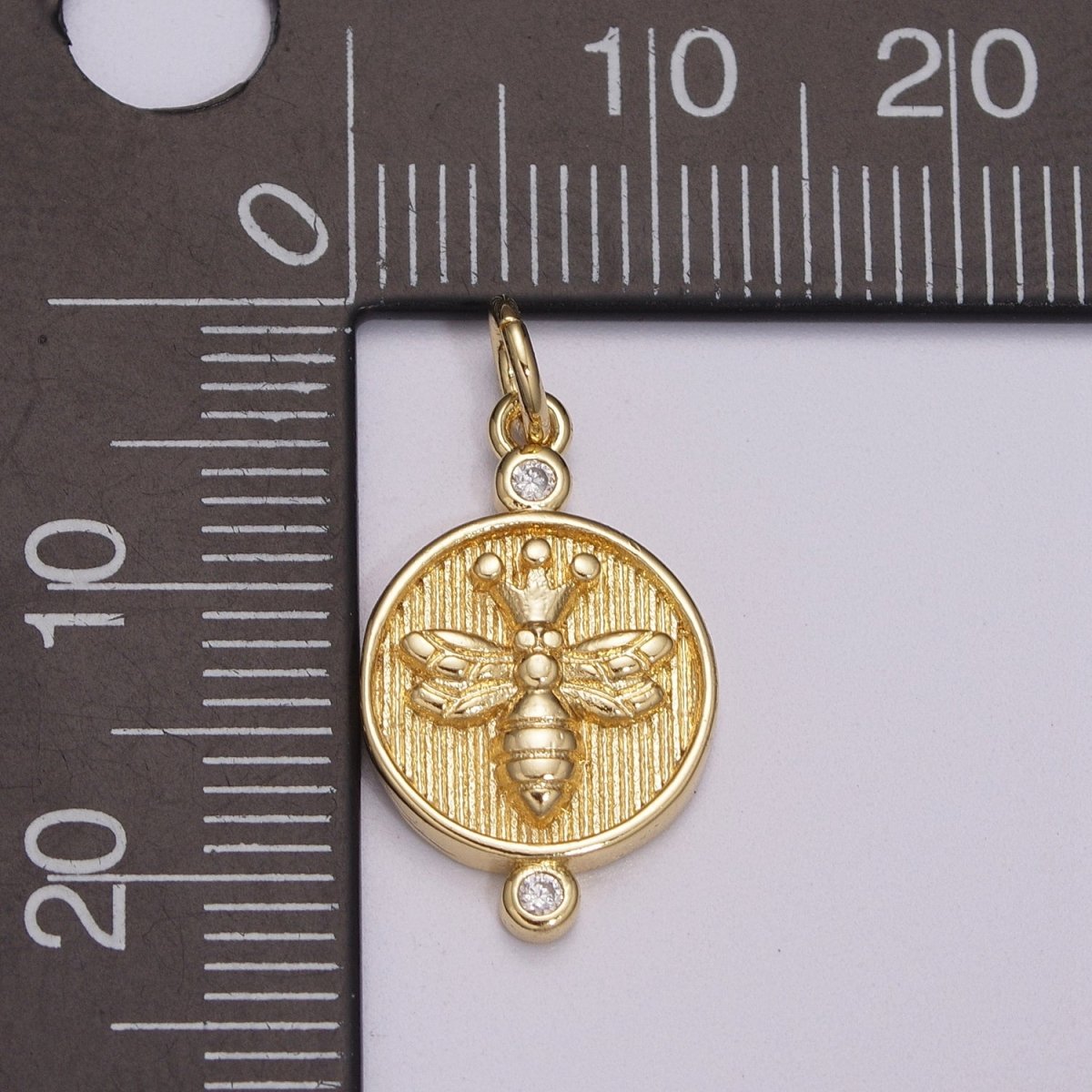 14k Dainty Gold Filled Embossment Bee On Round Coin Charms, Dainty Charms, Gold Bee Pendant, Round Necklace Charms, M-900-M-901 - DLUXCA
