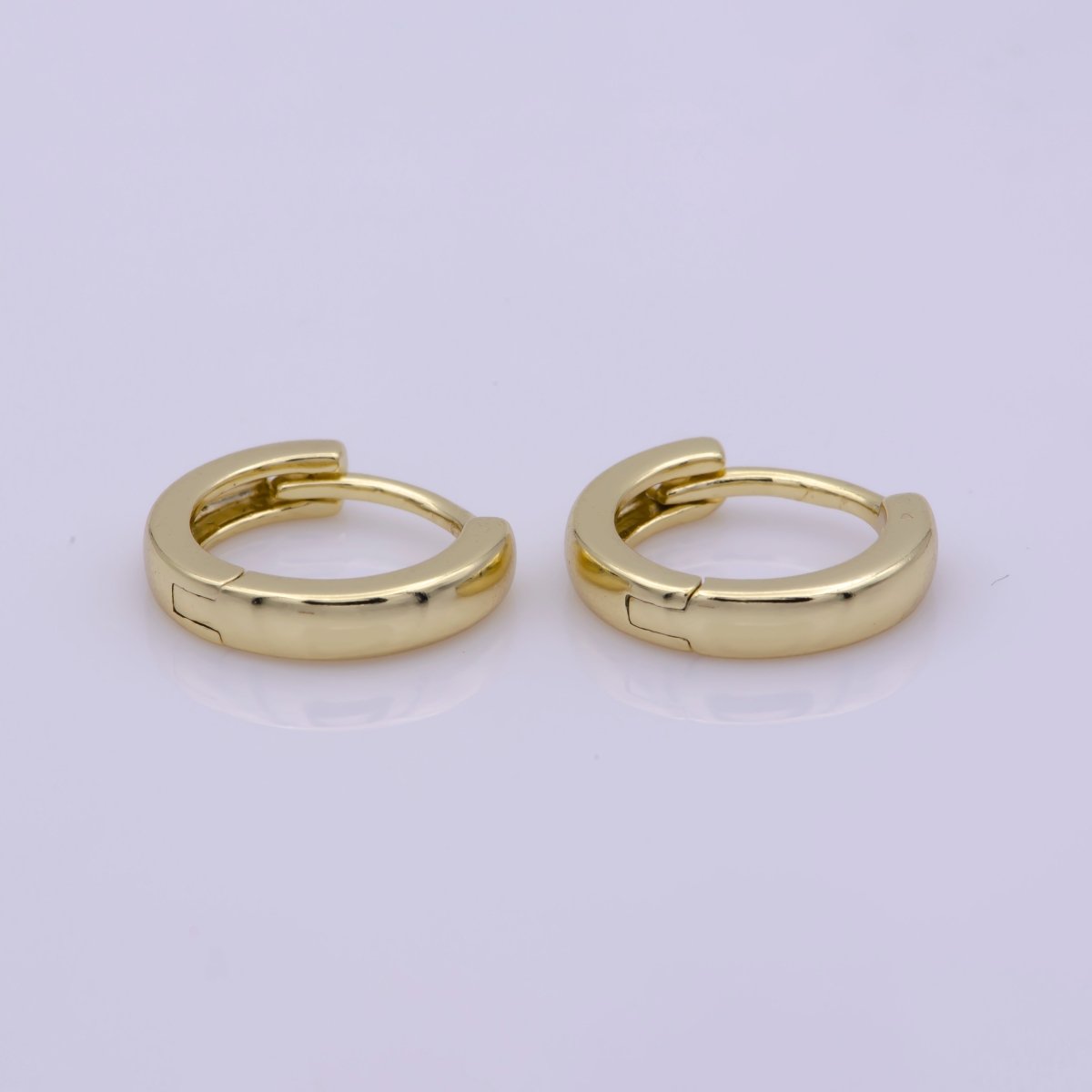 14K Gold Filled 13mm Huggie Hoop Earrings | Leo-570 - DLUXCA