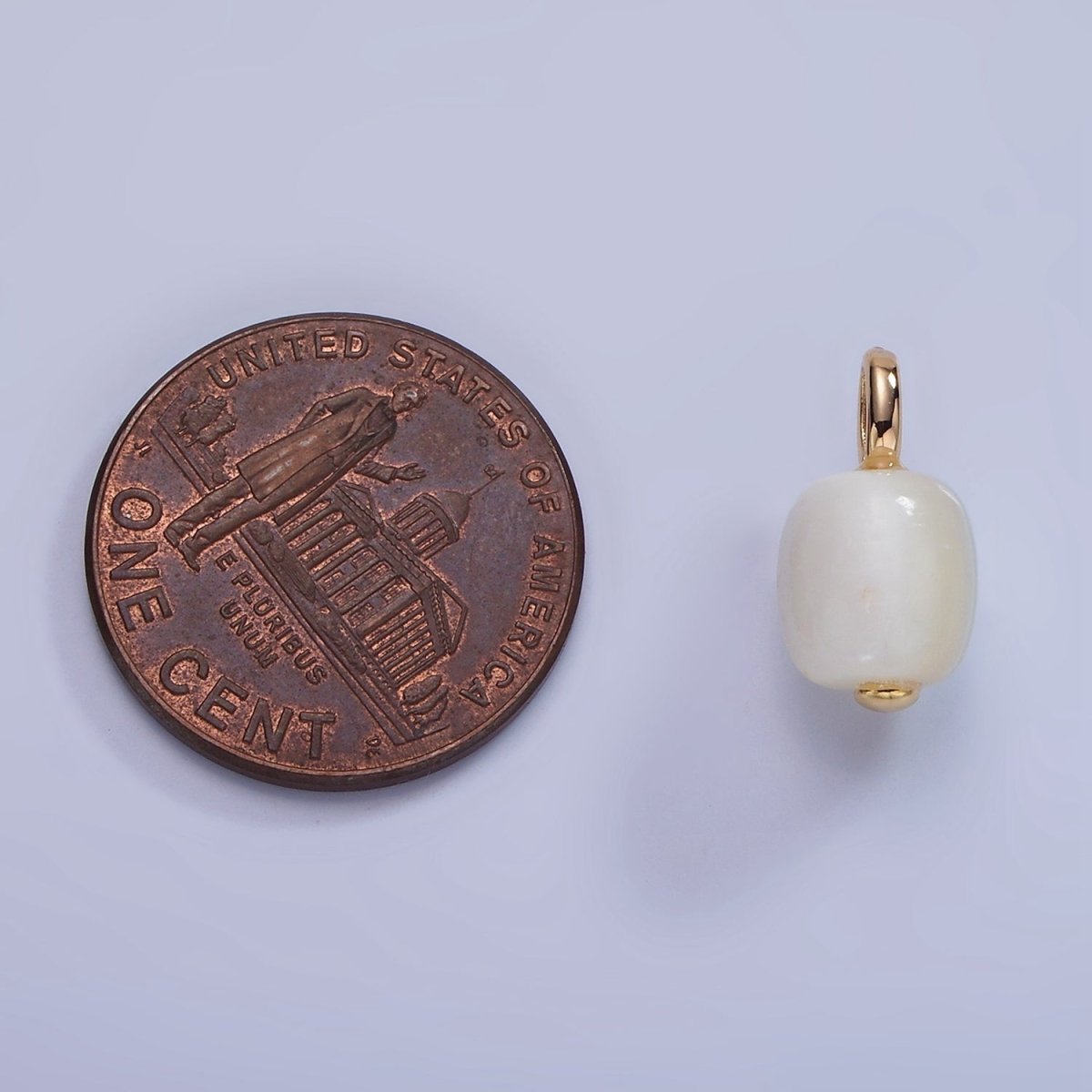 14K Gold Filled 13mm Shell Pearl Edged Square Rectangle Pendant | P1681 - DLUXCA