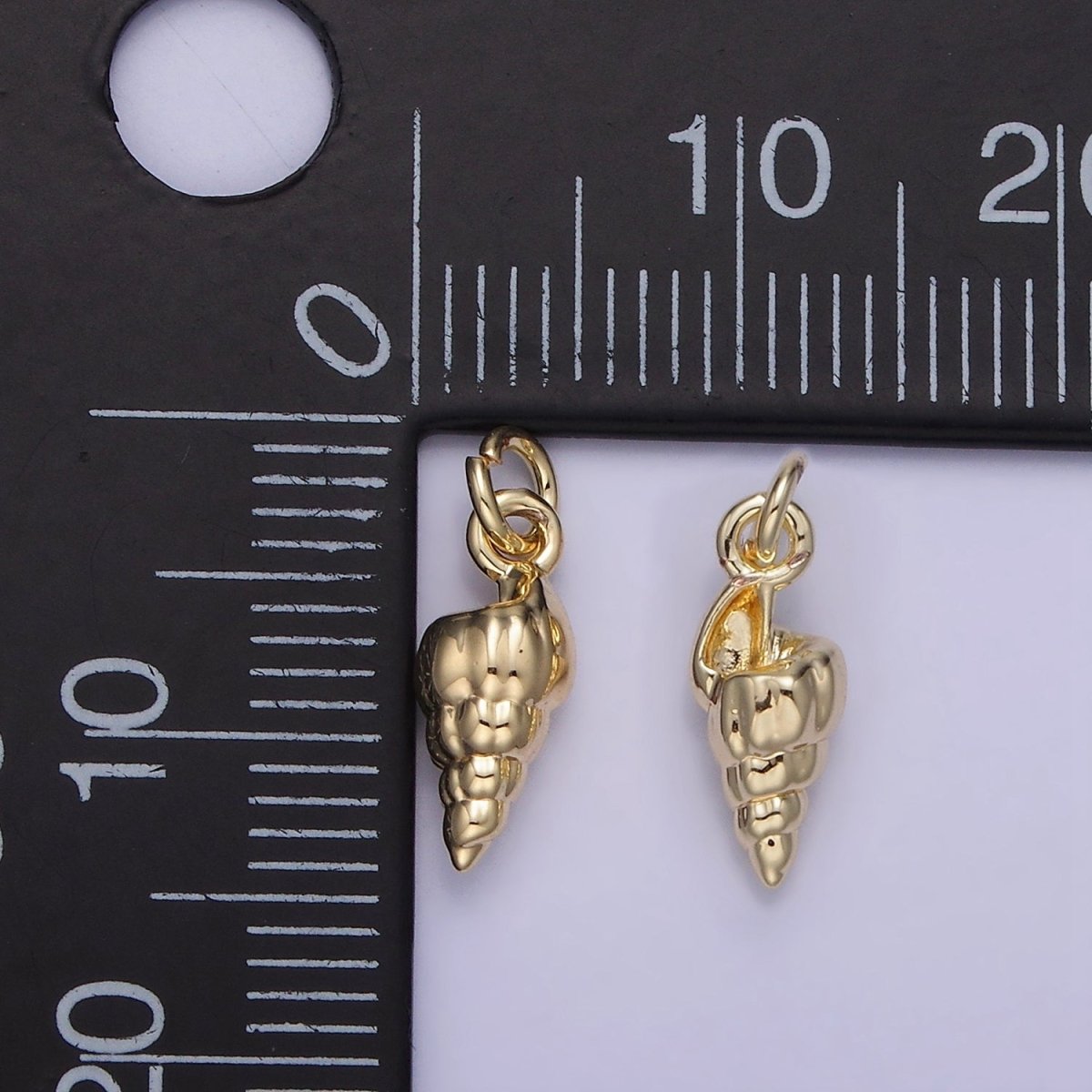 14K Gold Filled 14mm Clam Sea Shell Puffed Minimalist Mini Charm | AG725 - DLUXCA