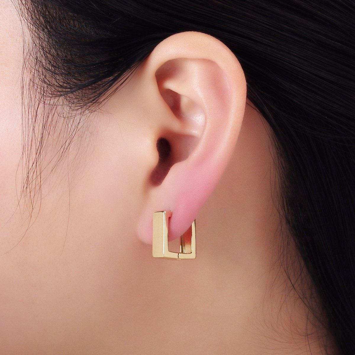 14K Gold Filled 14mm Minimalist Square Huggie Earrings | P480 - DLUXCA