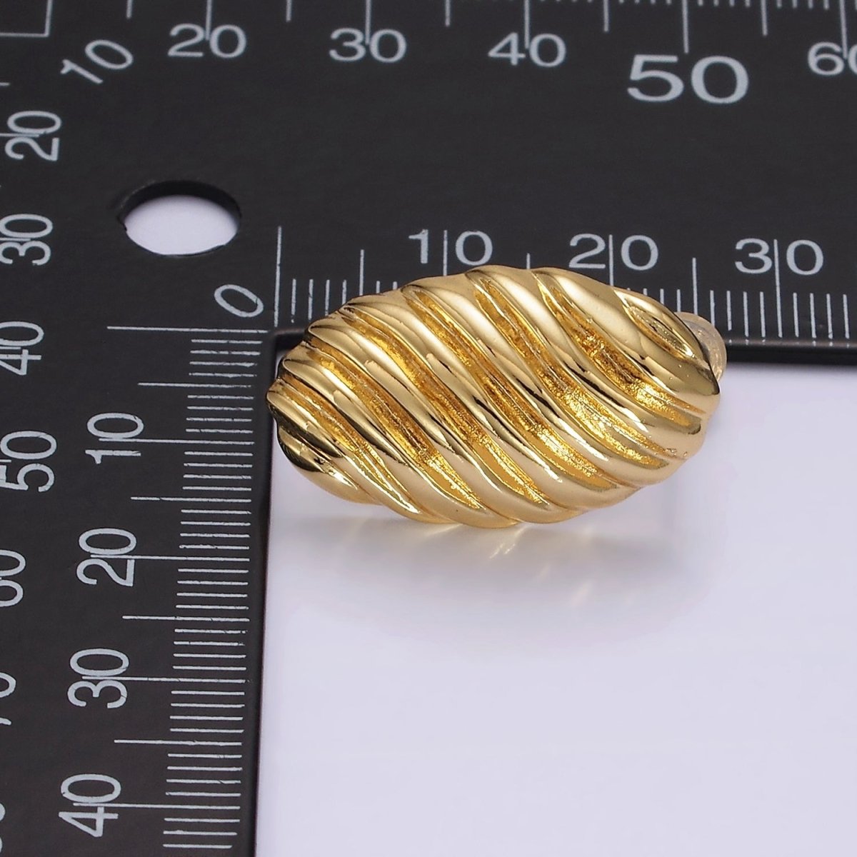 14K Gold Filled 15mm Twisted Croissant Oval Dome Stud Earrings | AE359 - DLUXCA